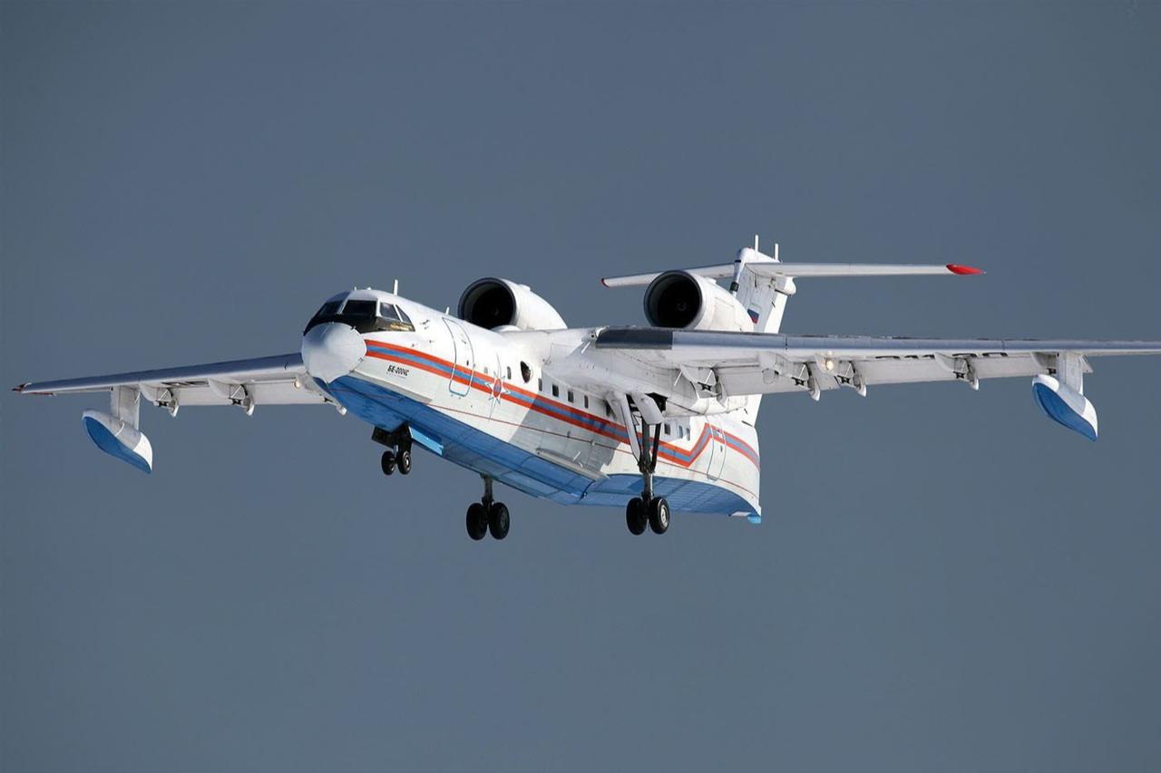 Russia to send two Be-200 firefighting planes to Türkiye, embassy says