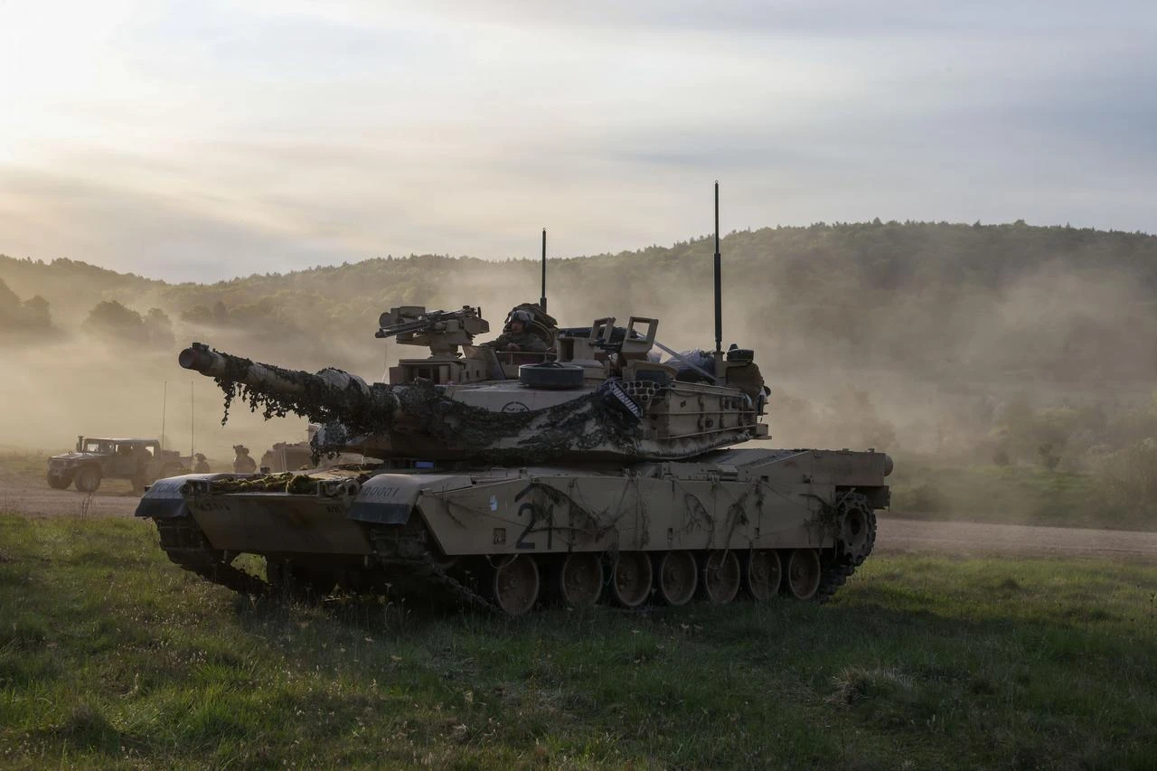 A U.S. Army M1A2 Abrams tank prepares to engage simulated targets during exercise Combined Resolve 26-07 at the Joint Multinational Readiness Center’s Hohenfels Training Area, Germany, April 28, 2026. (Photo via U.S. Army)