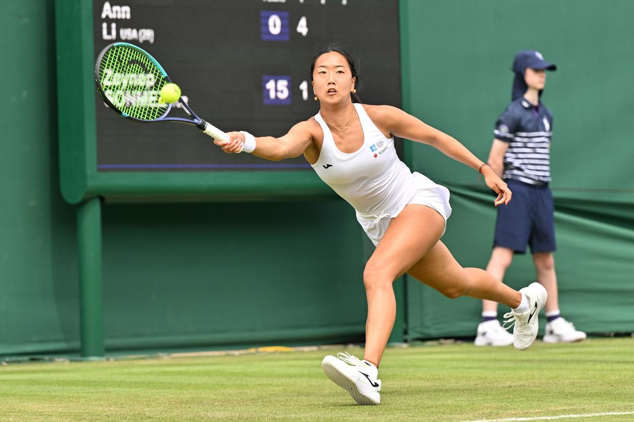 Ann Li of the United State in action against Zeynep Sonmez of Türkiye during the Women's Singles first round match on day one of The Championships Wimbledon 2026 on June 29, 2026 in London, United Kingdom. (AA Photo)