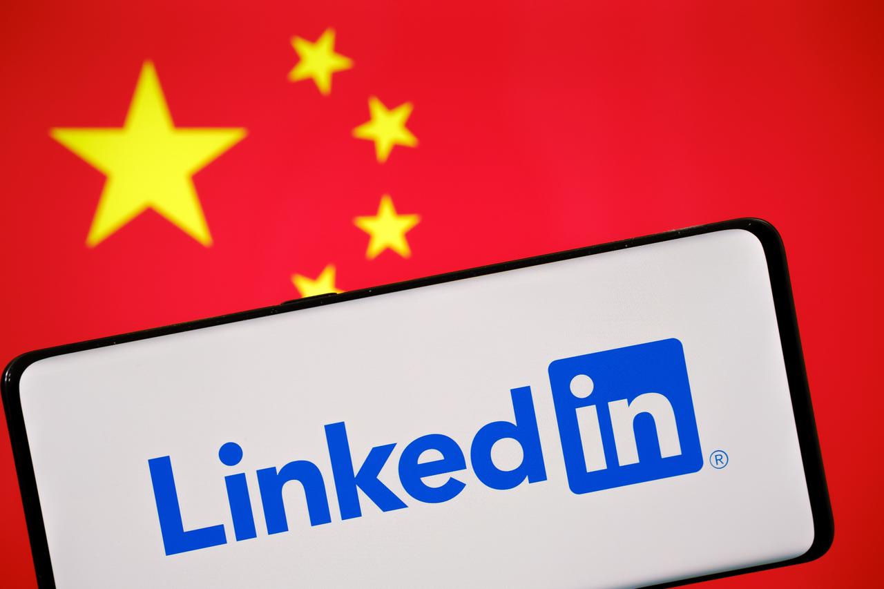 Five Eyes alliance warns China using online job platforms to recruit spies