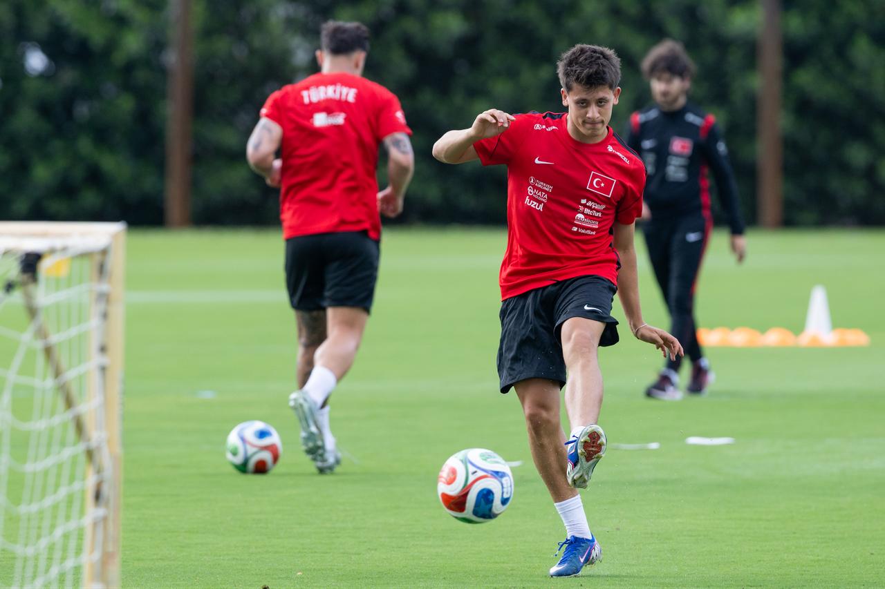 Arda Guler of Türkiye train as preparations begin for the upcoming FIFA World Cup. Miami, Florida, US, June, 3, 2026. (AA Photo)