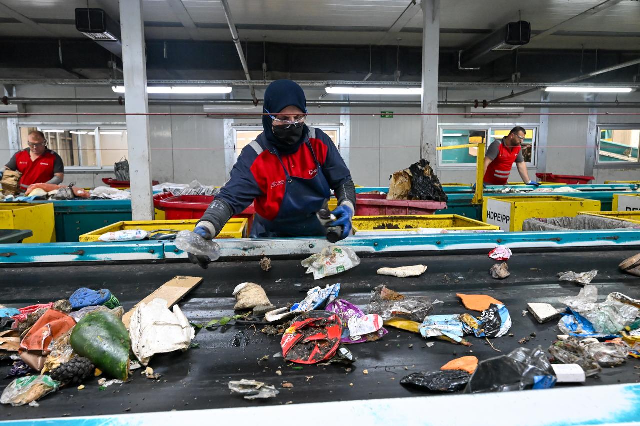 Canakkale facility turns 100,000 tons of waste into energy each year