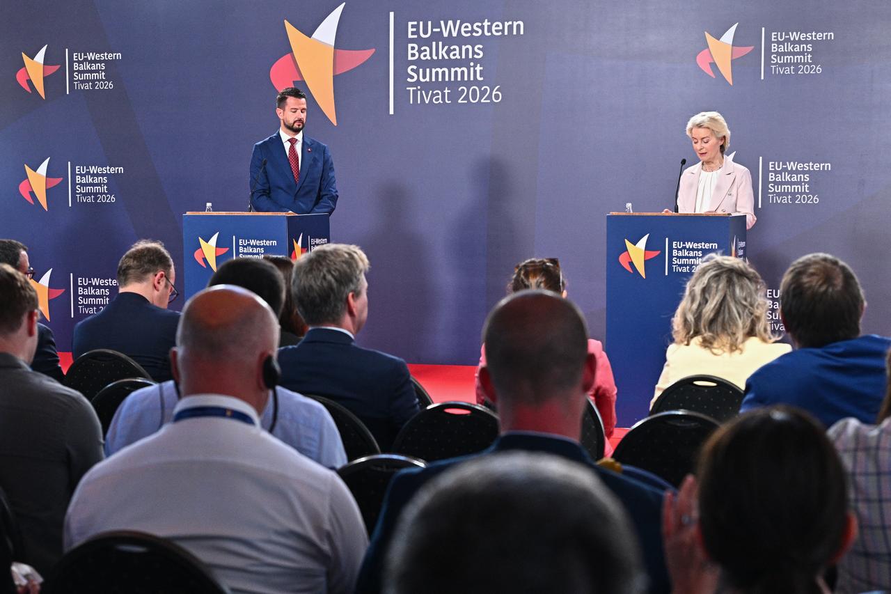 EU leaders urge faster enlargement at Western Balkans summit