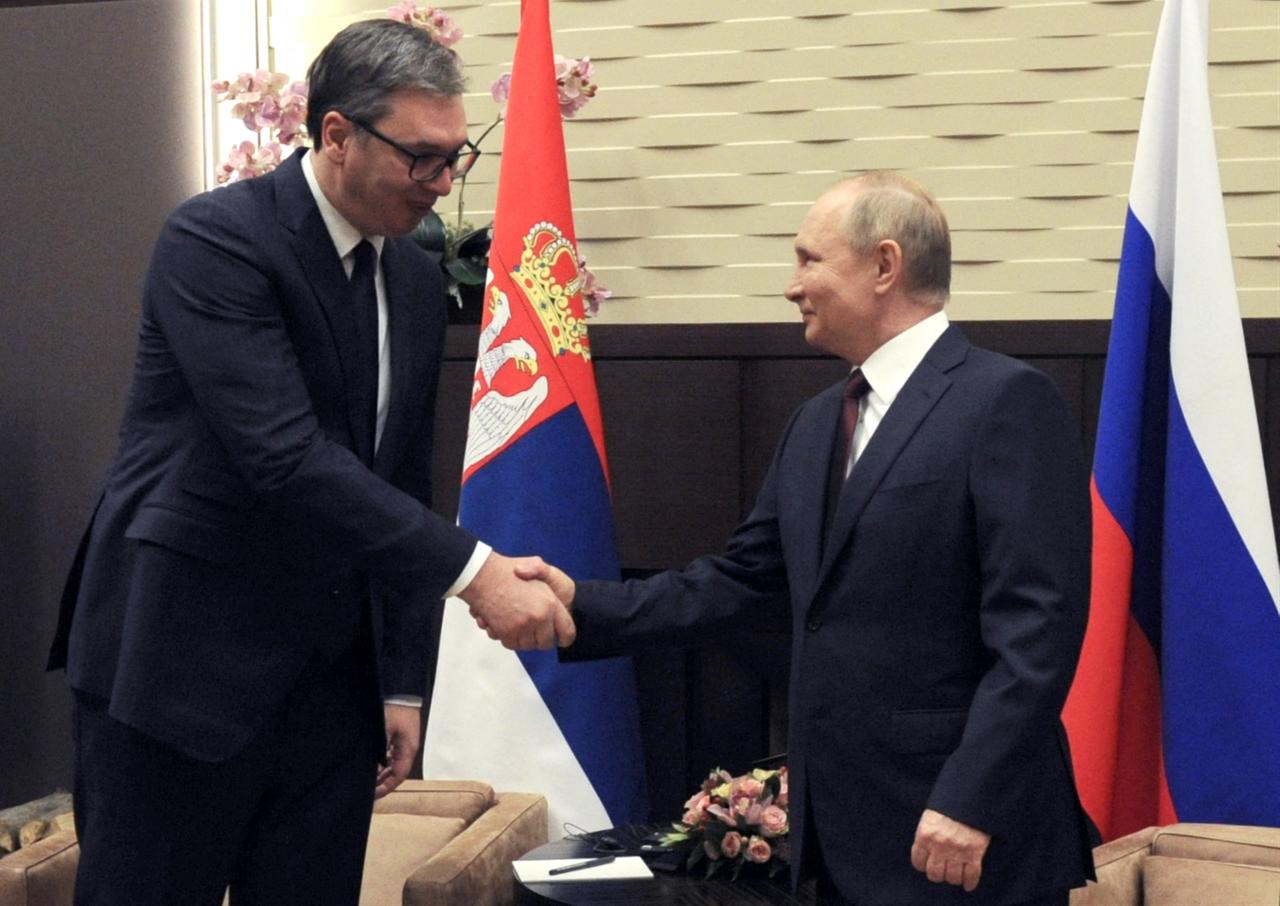 Russian President Vladimir Putin meets with his Serbian counterpart Aleksandar Vucic in Sochi on November 25, 2021. (AFP Photo)