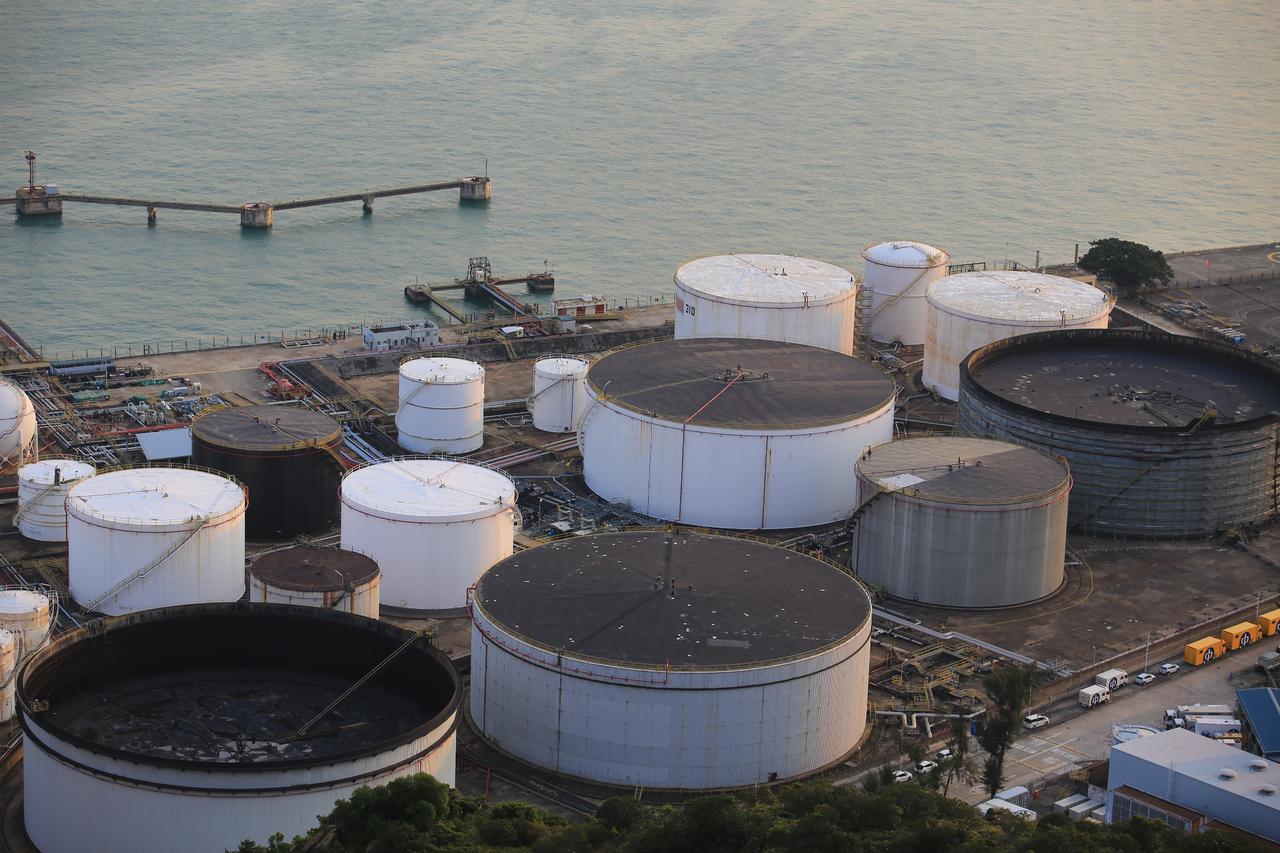 China emerges strongest in Hormuz crisis, Russia's top oil executive says