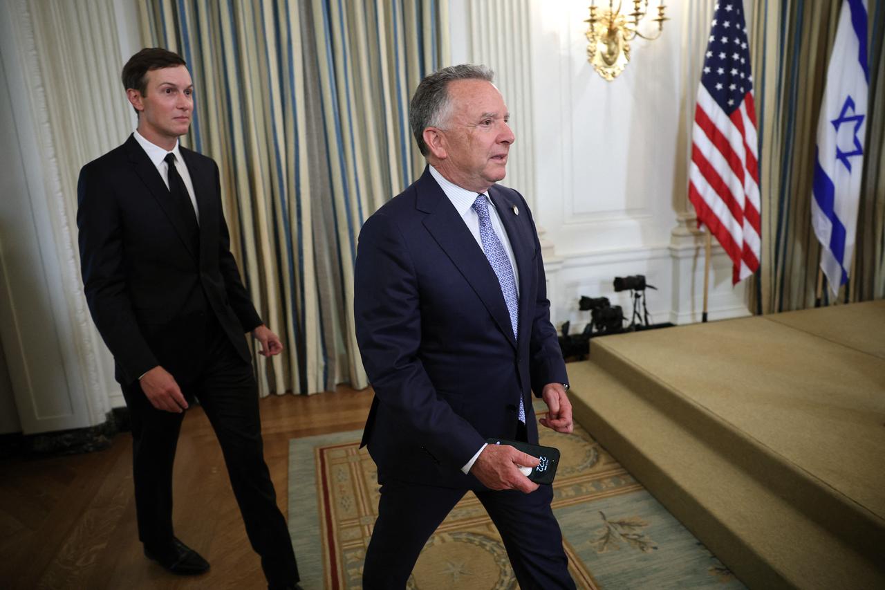 Trump envoys meet 100 nuclear experts in Tennessee ahead of Iran deal 