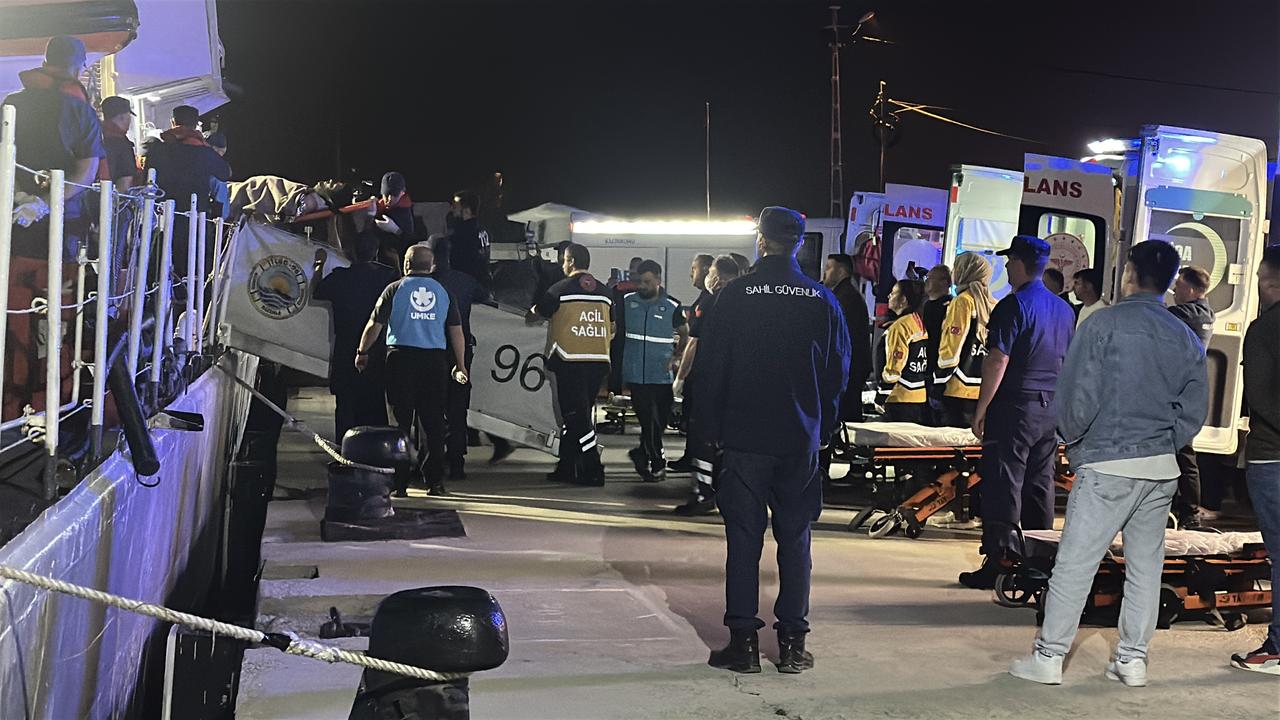 The photo shows the transfer of wounded fishers from the Turkish Coast Guard Command vessel TCSG-96 at Inebolu Port in Kastamonu, Türkiye, after an attack on a Turkish fishing ship in the Black Sea near Sevastopol, off the western coast of Crimea, June 6, 2026. (AA Photo)