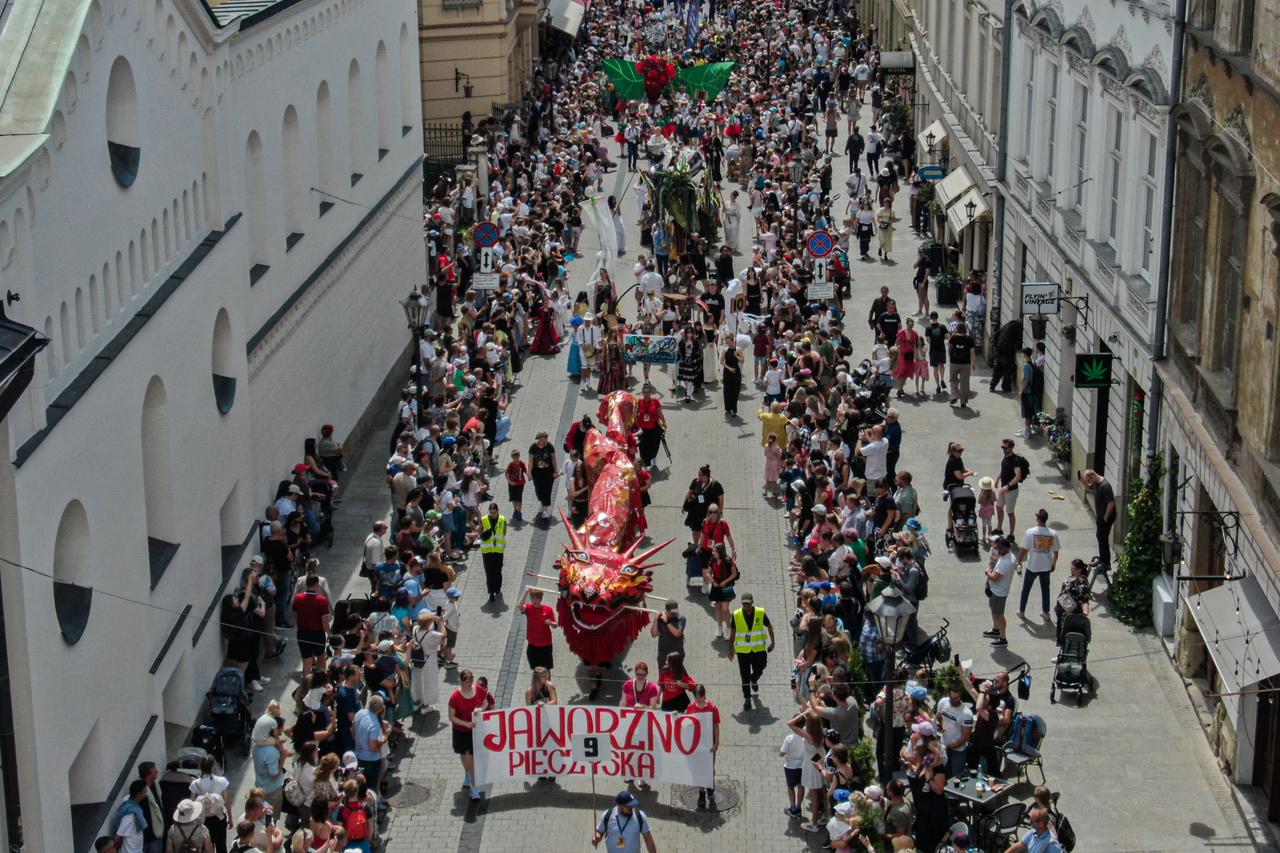 Krakow’s 25th Great Dragon Parade takes over Main Market Square