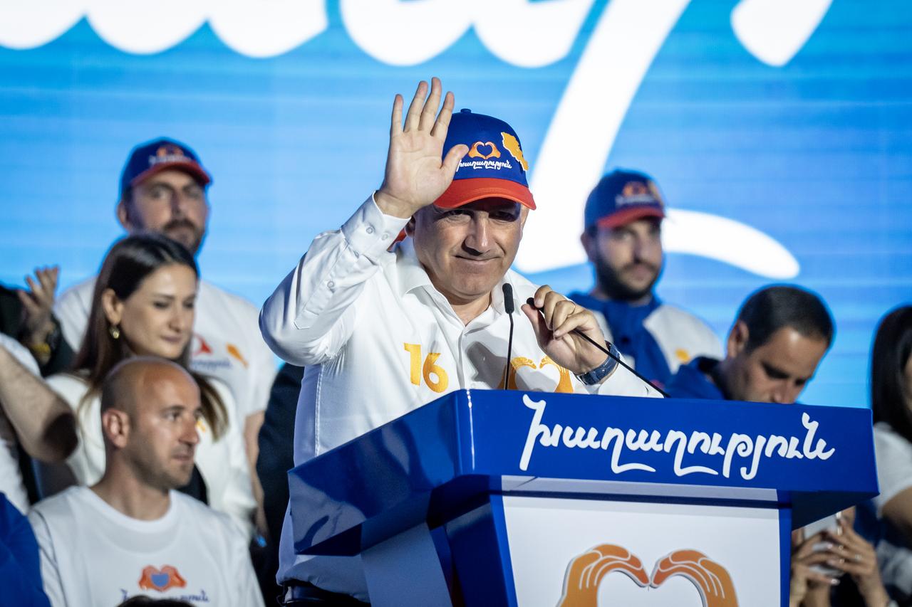 Armenian Prime Minister Nikol Pashinyan addressed his supporters at Republic Square ahead of Sunday’s parliamentary elections on June 7, in Yerevan, Armenia, June 5, 2026. (AA Photo)