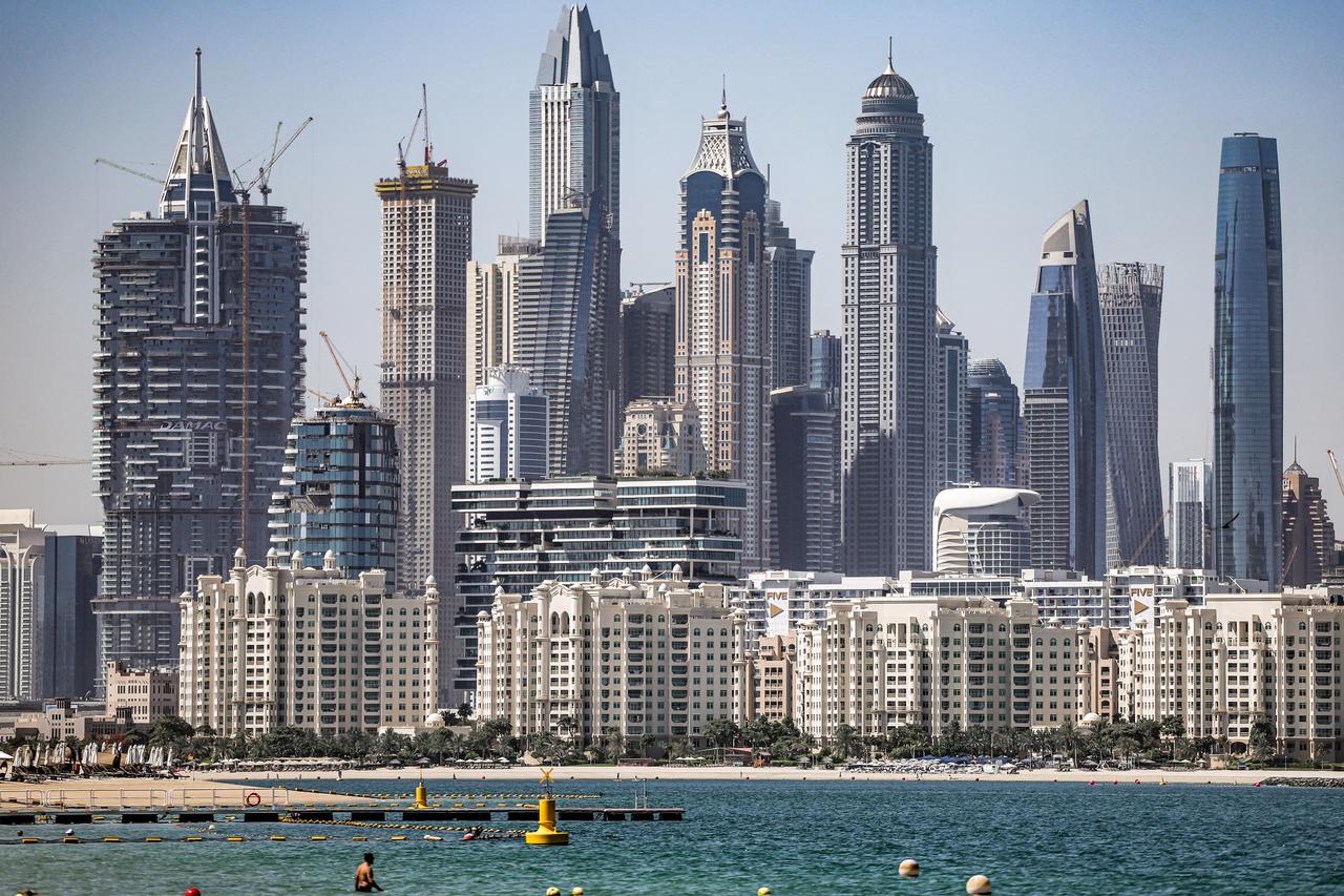 US reportedly eyes Iranian frozen assets to pay for Gulf states' reconstruction 