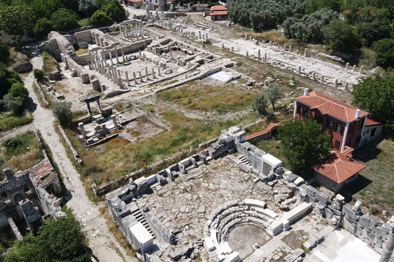 Beneath Roman ruins, centuries of Turkish history keep emerging