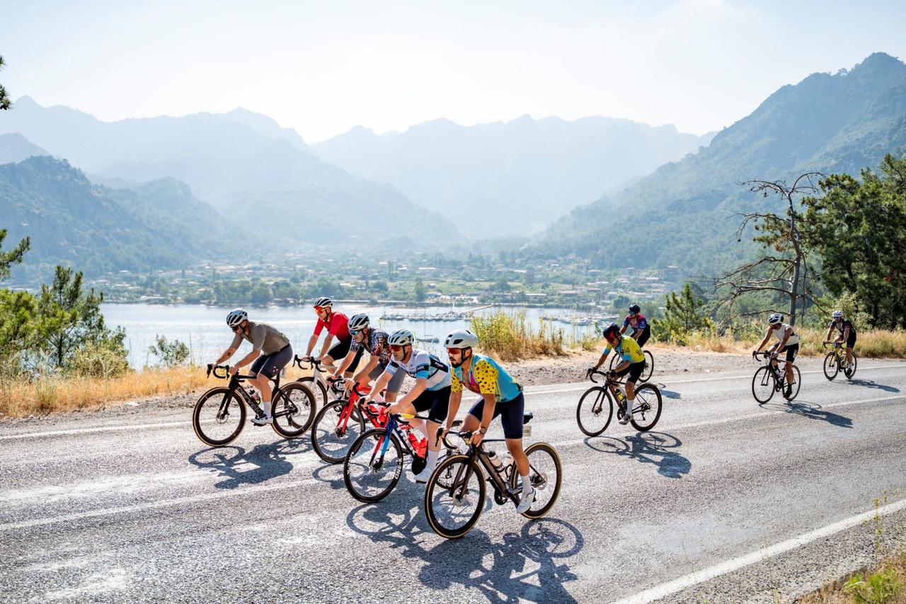 Over 700 cyclists race in L'Etape Marmaris by Tour de France