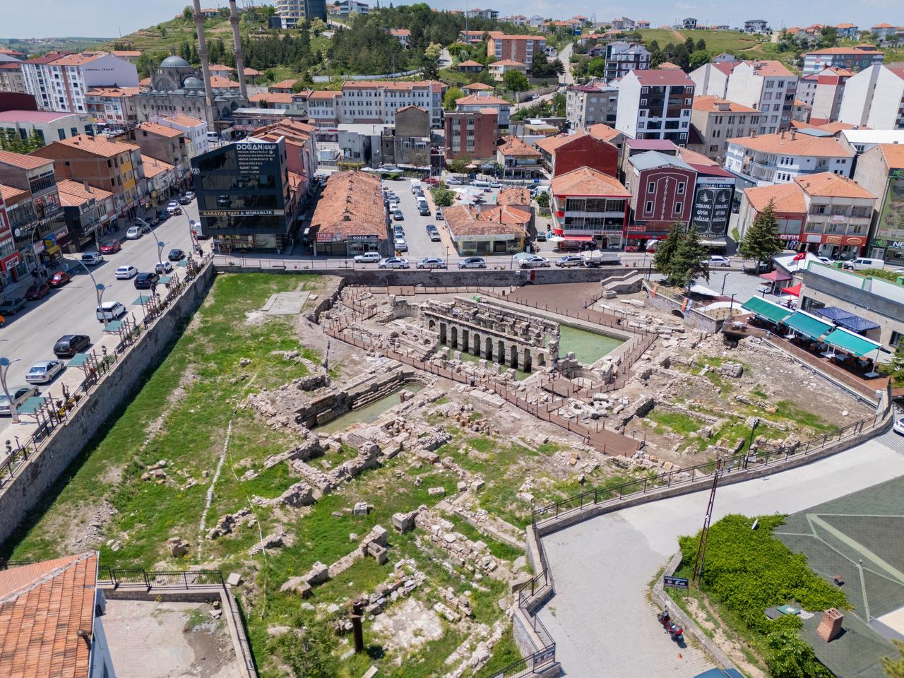 An aerial view of the Basilica Therma Roman Bath, known locally as “Kral Kizi,” located in Sarikaya district of Yozgat, Turkiye, which is included on the UNESCO World Heritage Tentative List, June 6, 2026. (AA Photo)