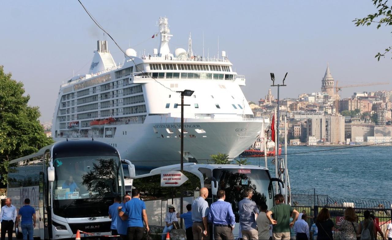 The 10-story Regent Seven Seas Voyager, carrying 750 passengers, is the first cruiser to dock in Istanbul in four years, June 6, 2019. (AA Photo)