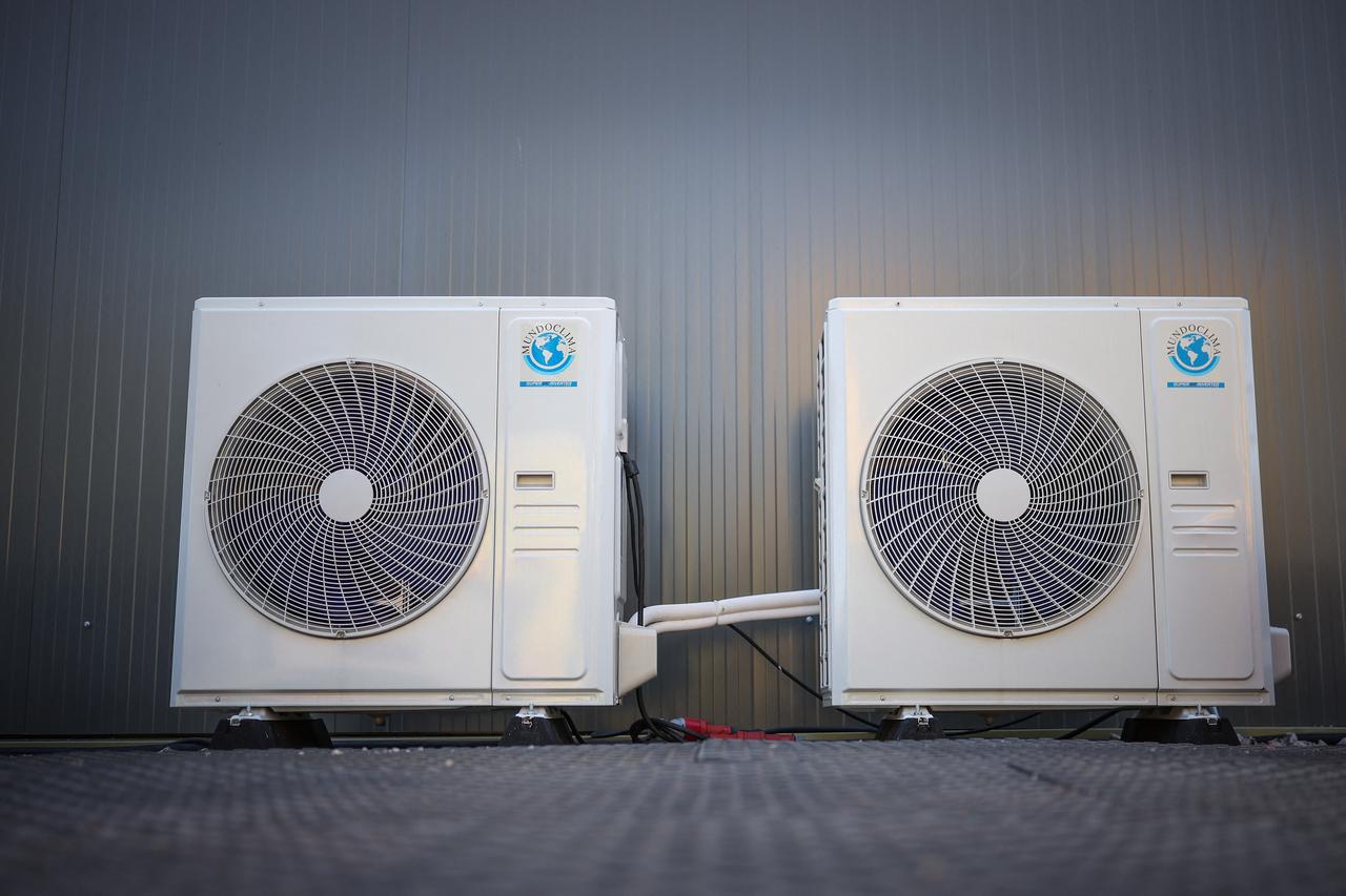 Air conditioning units are pictured during hot weather in Magdeburg, eastern Germany, June 26, 2026. (AFP Photo)