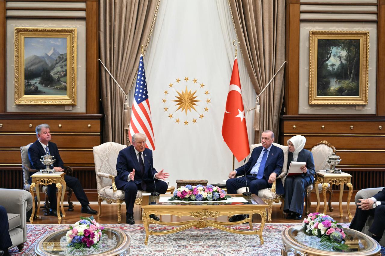 Turkish President Recep Tayyip Erdogan (C-R) and US President Donald Trump (C-L) hold a meeting at Bestepe Presidential Compound in Ankara, on July 7, 2026, on the sidelines of the NATO Summit. (AFP Photo)