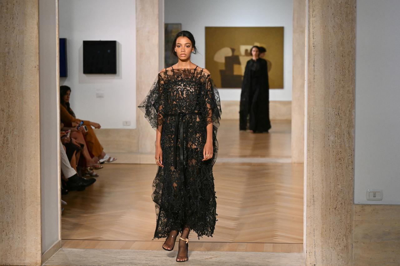 Model walks the runway during Fendi's first Women Haute Couture Fall/Winter 2026-2027 collection on July 9, 2026. (AFP Photo)