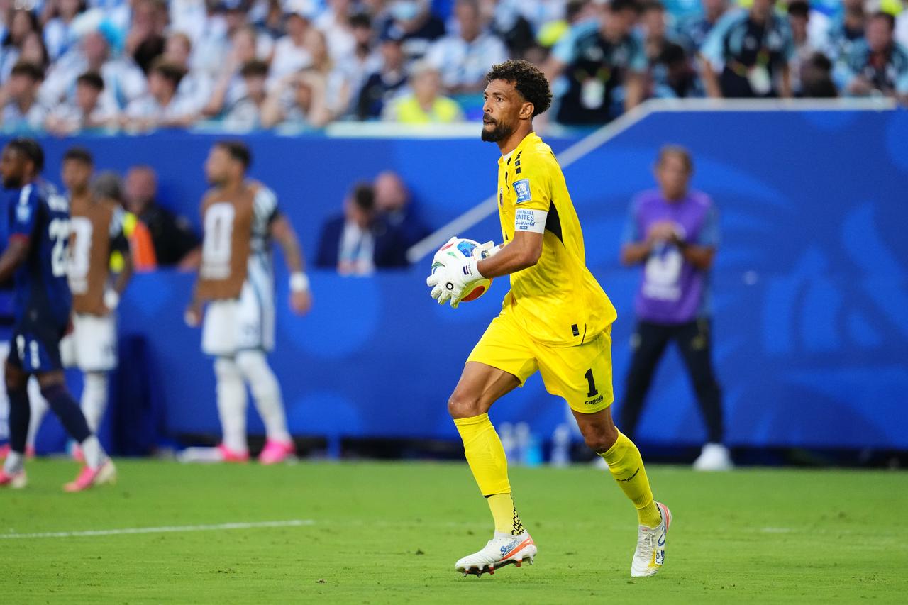 Inter Miami eyes World Cup breakout Vozinha as Messi’s new teammate