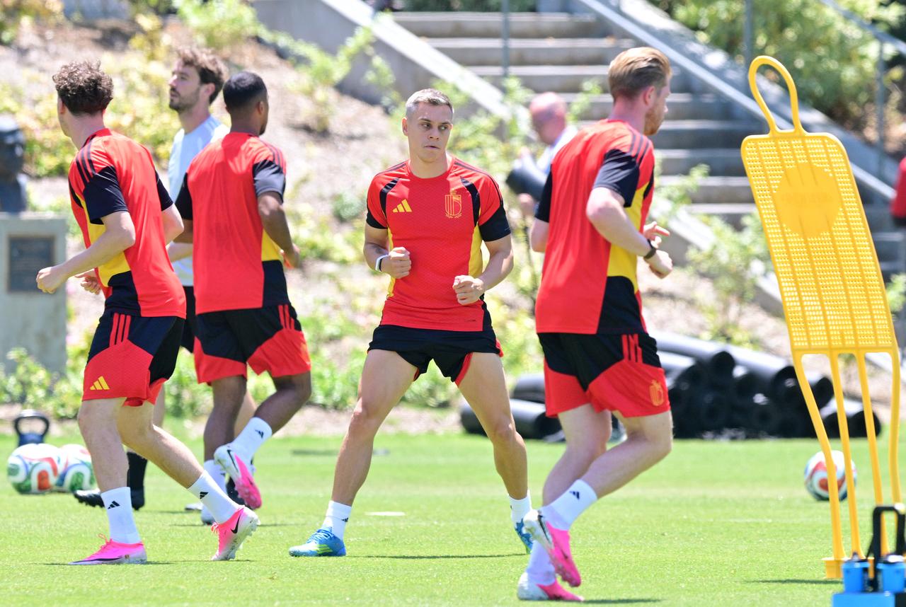 Belgium's forward #10 Leandro Trossard takes part in an MD-1 training session at Carson Sports Park in Carson, California on July 9, 2026, on the eve of the 2026 World Cup football tournament quarter-final match between Spain and Belgium. (AFP Photo)