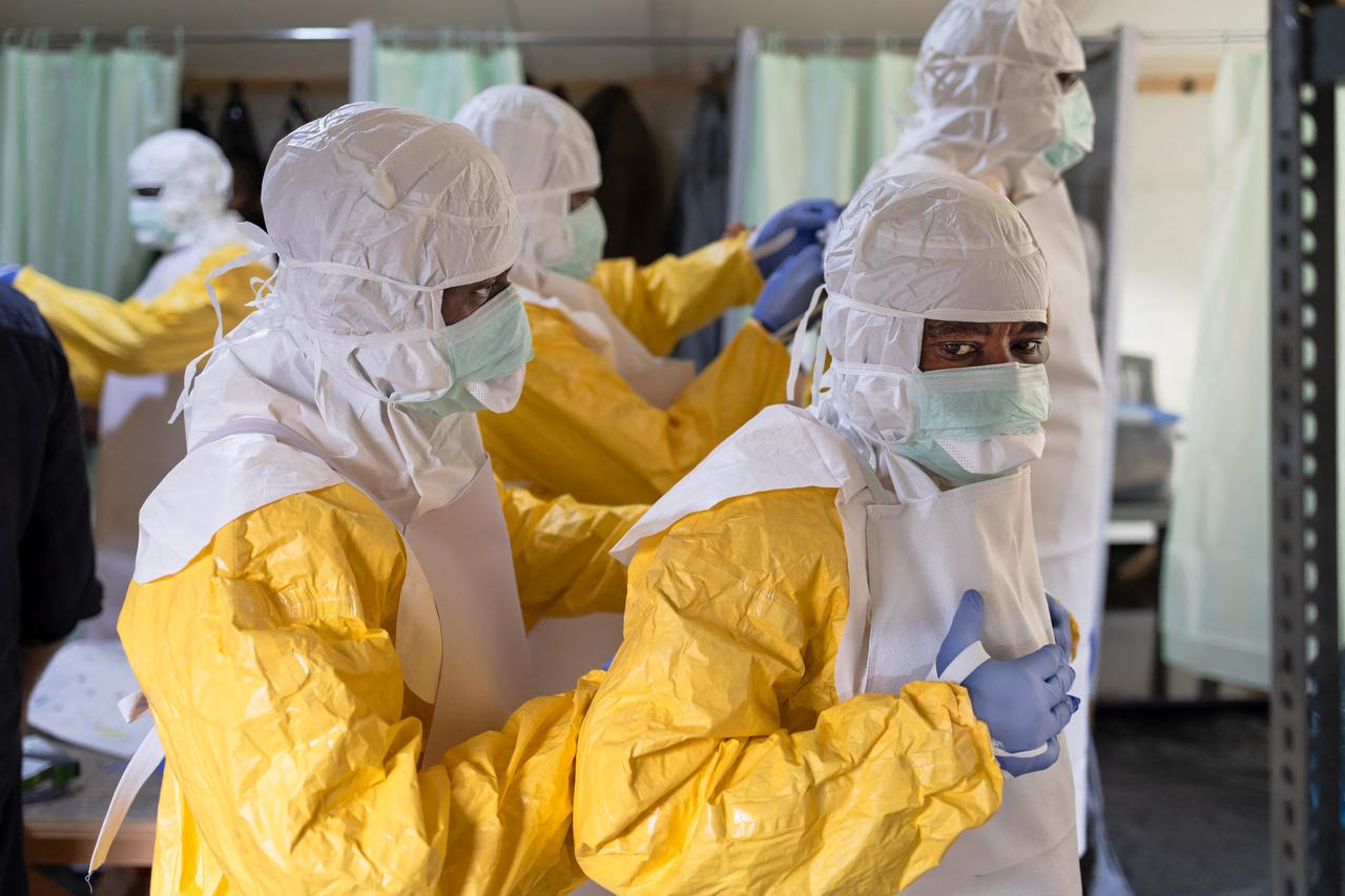 DR Congo Ebola cases pass 1,800 as virus hits 4th province