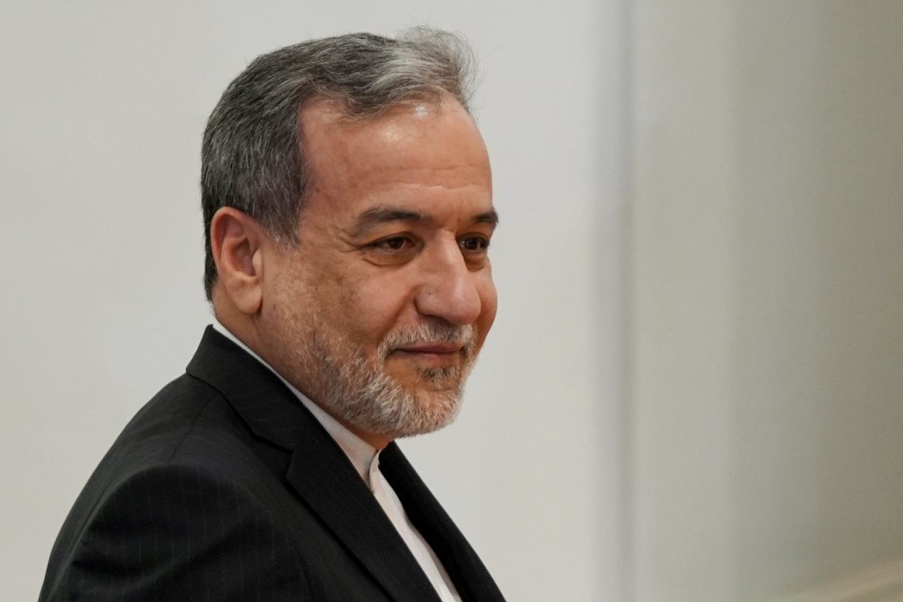 Iranian Foreign Minister Abbas Araghchi meets with Iraqi Foreign Minister Fuad Hussein at the Ministry of Foreign Affairs in Baghdad, Iraq, June 28, 2026. (AA Photo)