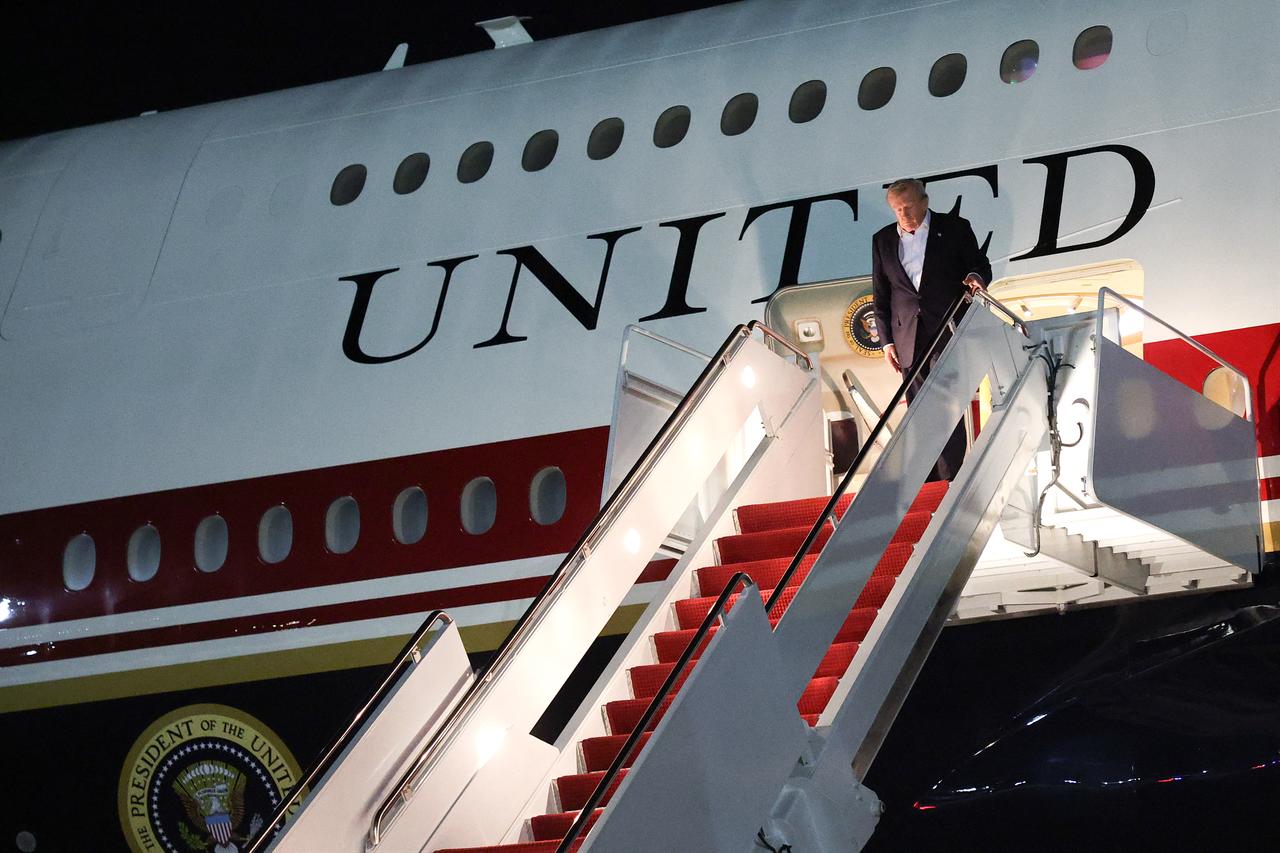 U.S. President Donald Trump returns to Joint Base Andrews on July 9, 2026 in Washington, DC. (AFP Photo)