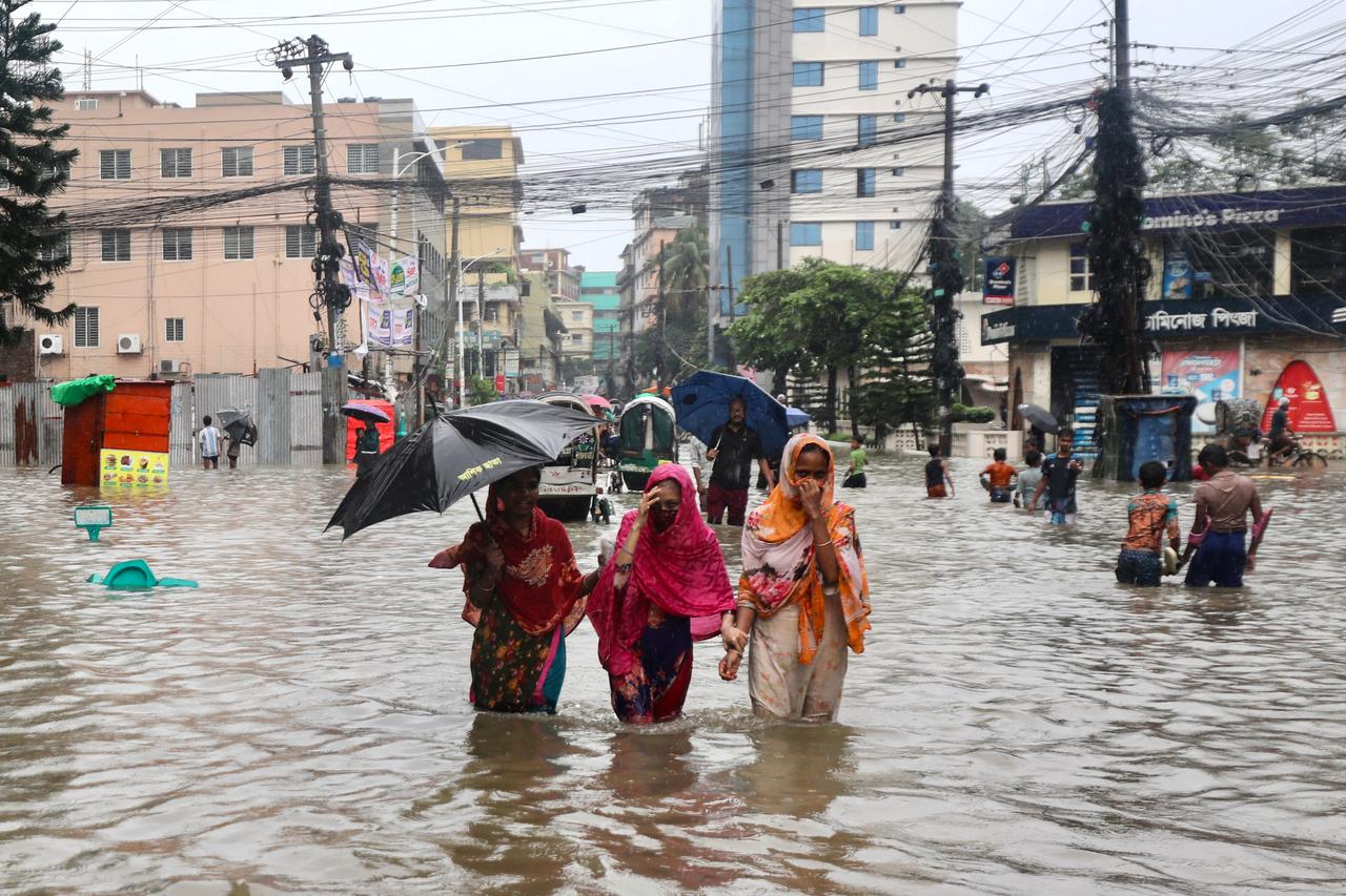 620-mile-wide typhoon reshapes East Asia's storm records 
