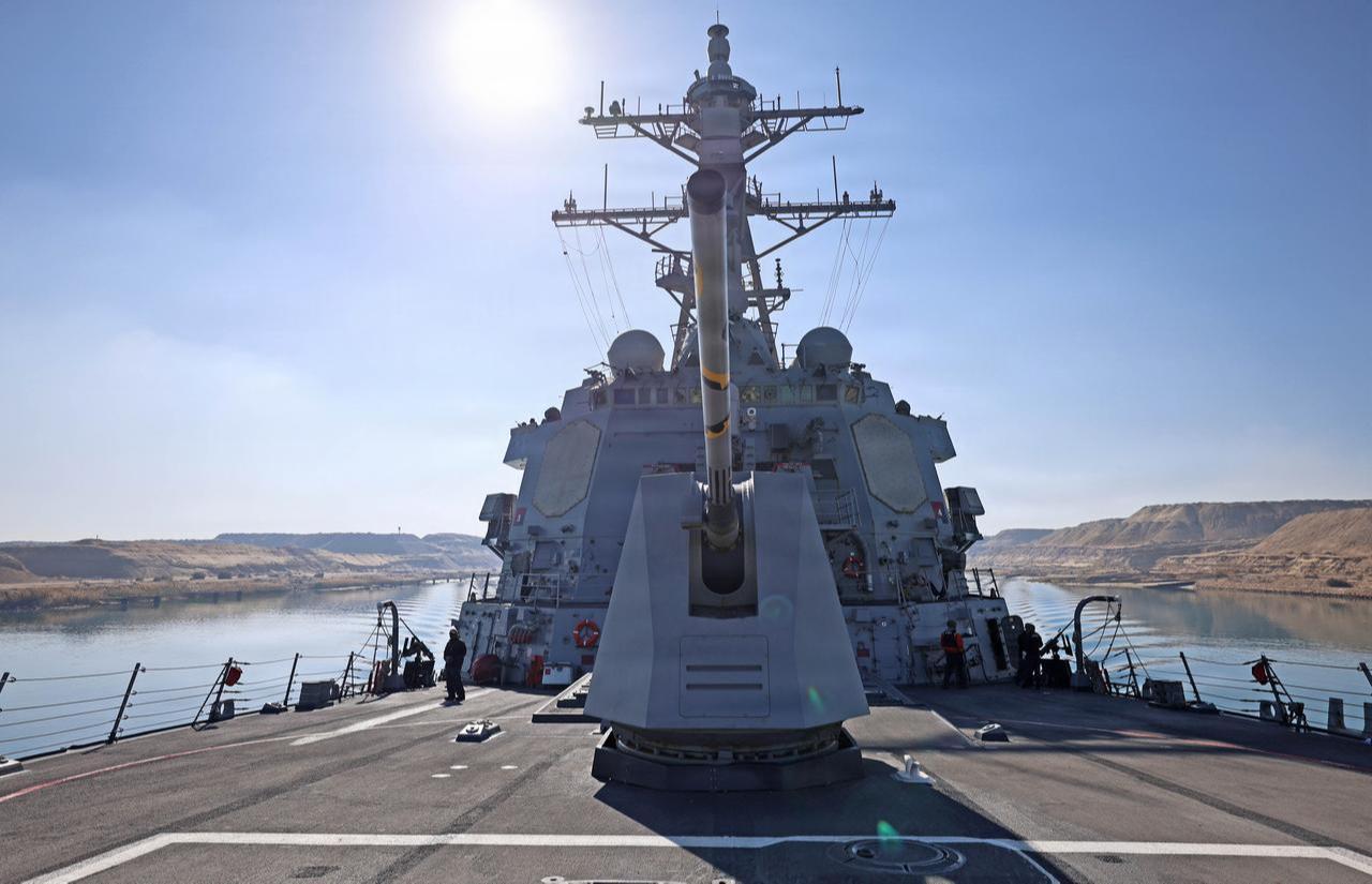 The Arleigh Burke-class guided-missile destroyer USS Roosevelt (DDG 80) transits the Suez Canal in the U.S. Central Command (CENTCOM) area of responsibility, Jan. 16, 2026. (Photo via U.S. Navy)