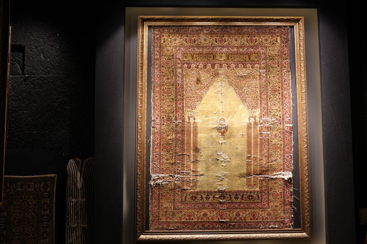 300-year-old Ottoman silk carpet goes on display in Cappadocia, preserving its original form