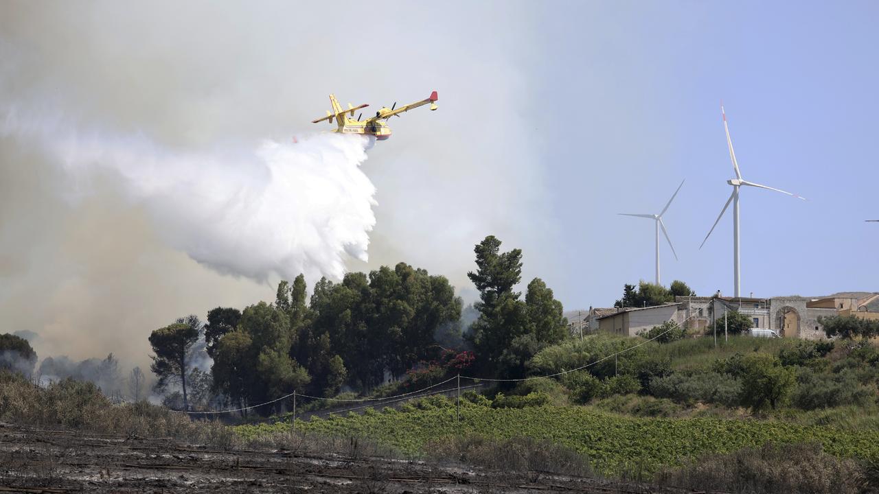 Italy battles multiple wildfires across Sicily 