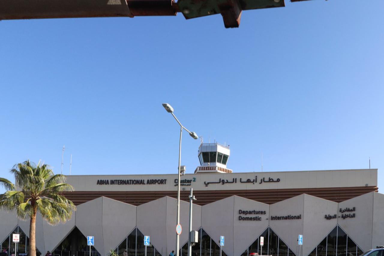 Houthis strike Saudi airport in retaliation for Sanaa attack, warn to avoid airspace
