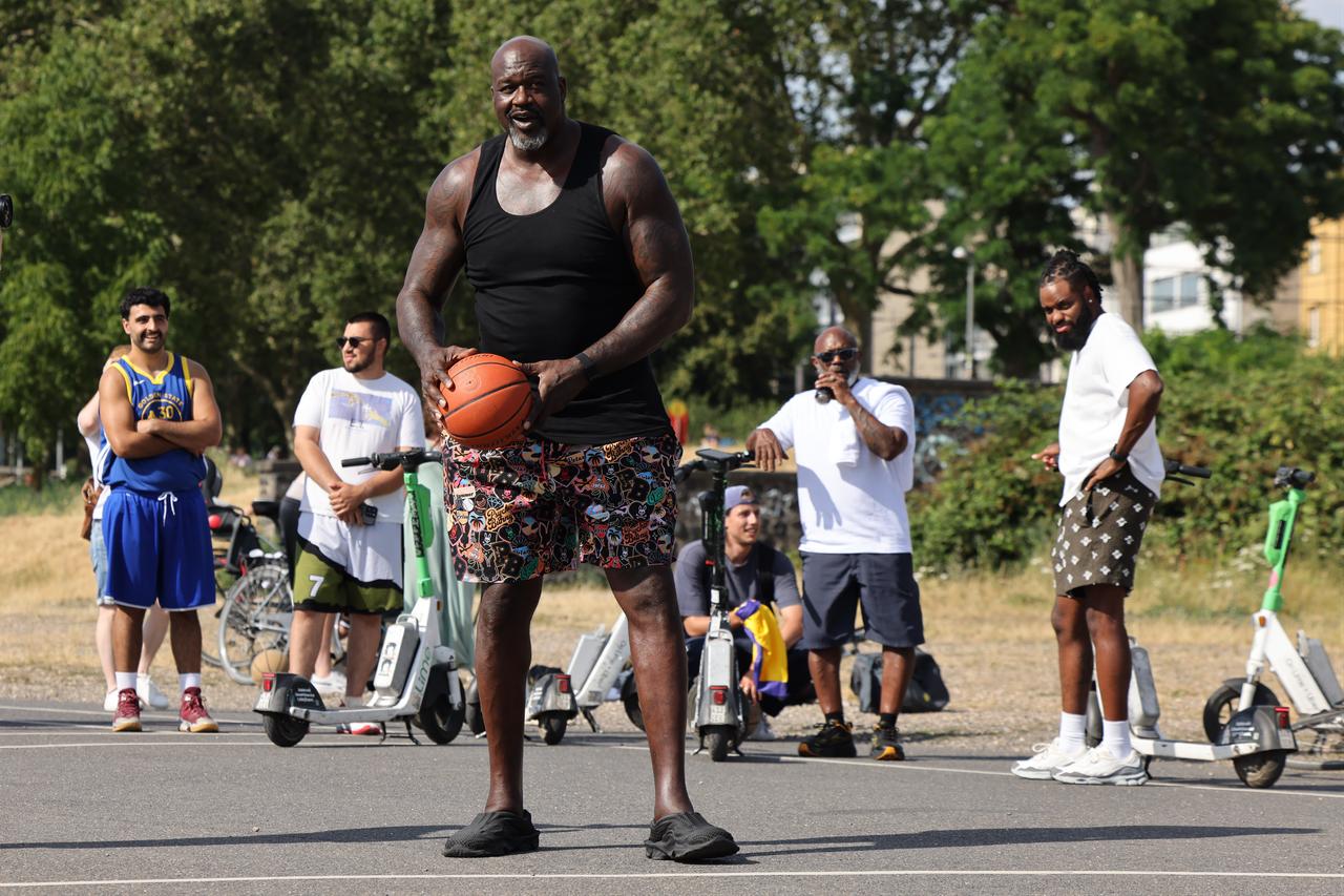 Shaquille O'Neal plays basketball during an event held in Cologne, Germany, July 12, 2026. (AA Photo)