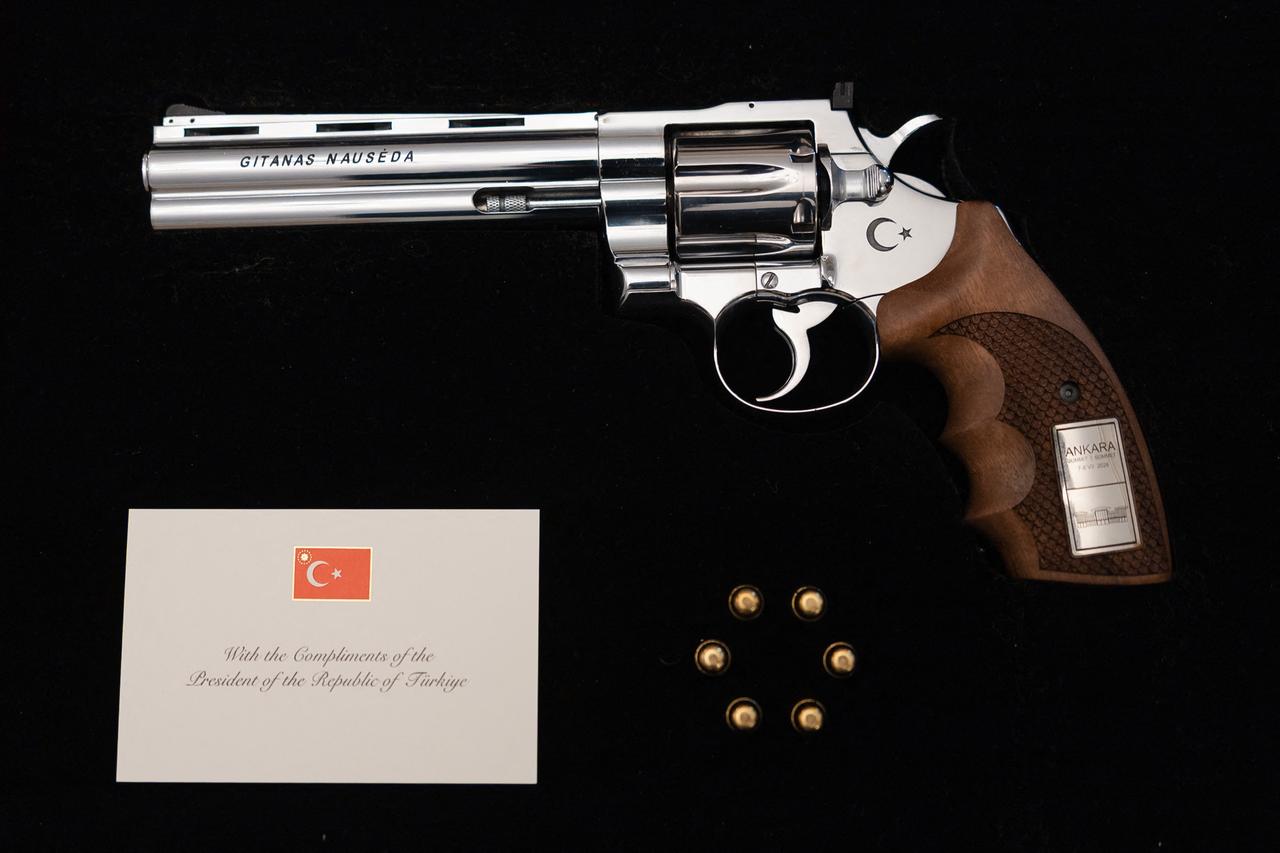 President Erdogan gifted Trump 12-gram gold-plated revolver at NATO summit