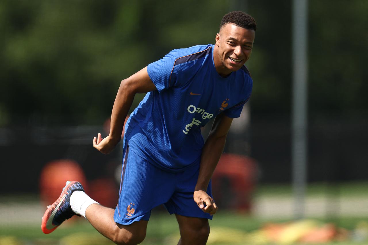 Kylian Mbappe takes part in a training session at Bentley University in Waltham, near Boston, on July 11, 2026. (AFP Photo)
