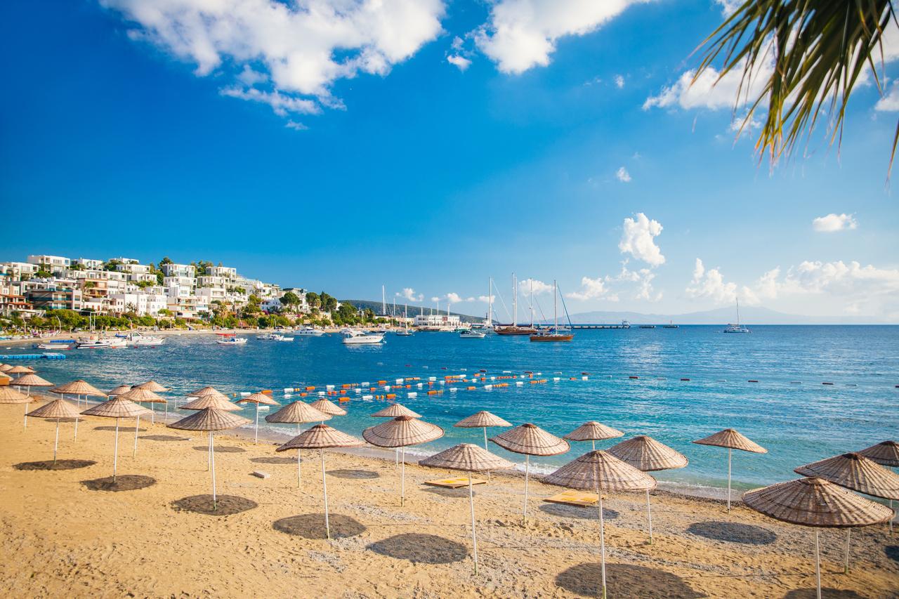Cost of living forces half of Türkiye to skip summer holiday: Survey