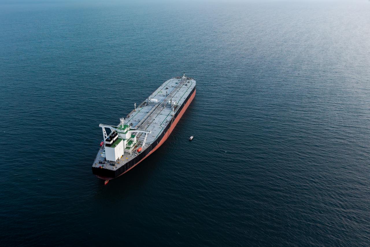 Oil pushes gains over 10% after renewed US-Iran Hormuz clash