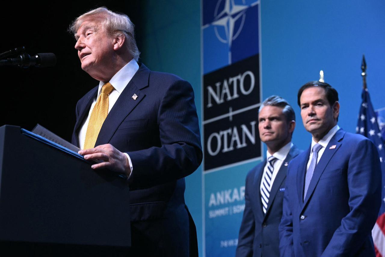 US President Donald Trump, next to US Secretary of State Marco Rubio (R) and US Defense Secretary Pete Hegseth, speaks to the press during a NATO Summit at Bestepe Presidential Compound in Ankara, July 8, 2026. (AFP Photo)