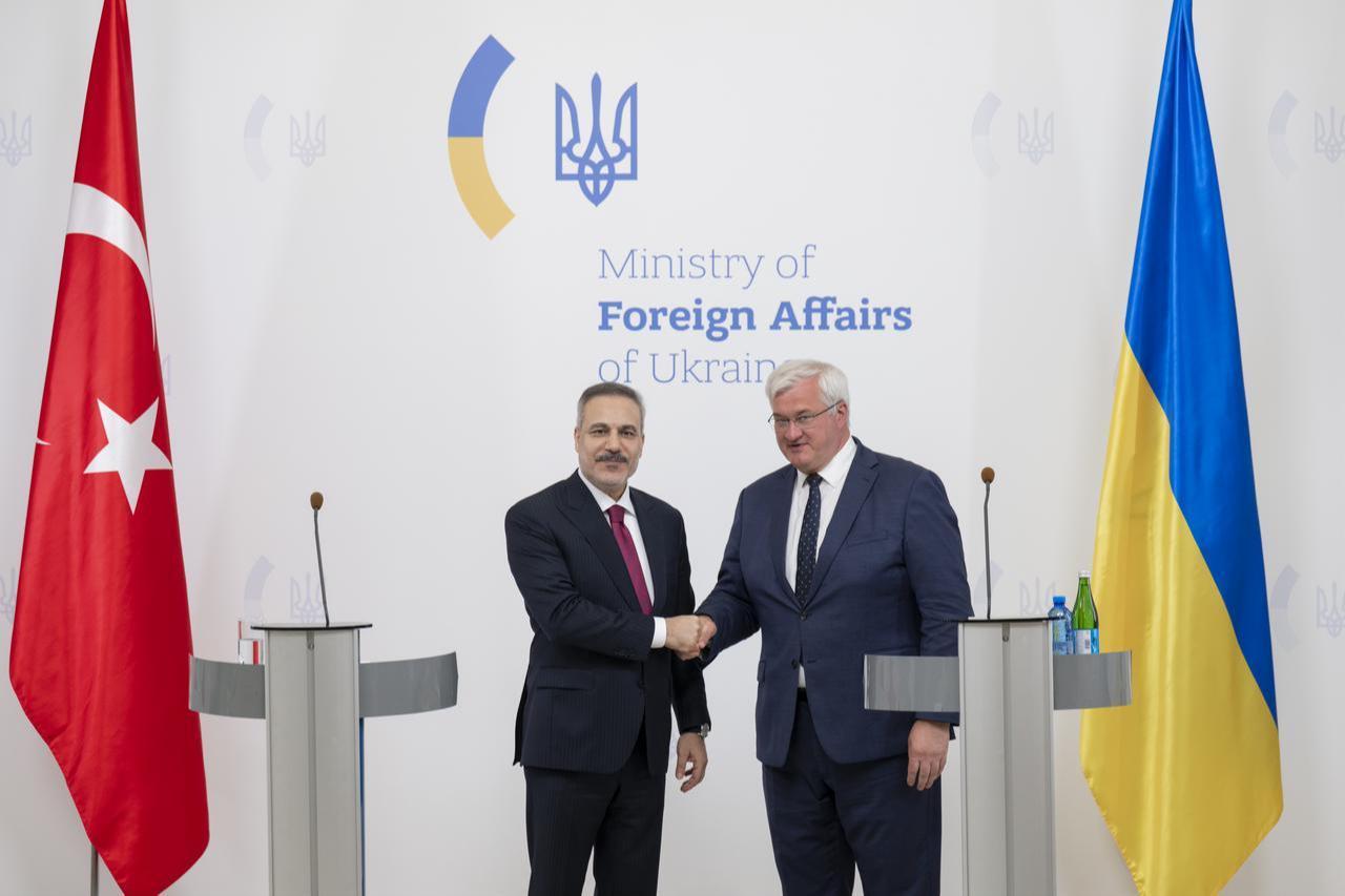 Turkish Foreign Minister Hakan Fidan (L) and Ukrainian Foreign Minister Andrii Sybiha (R) hold a joint press conference, July 16, 2026, in Kyiv, Ukraine. (AA Photo)