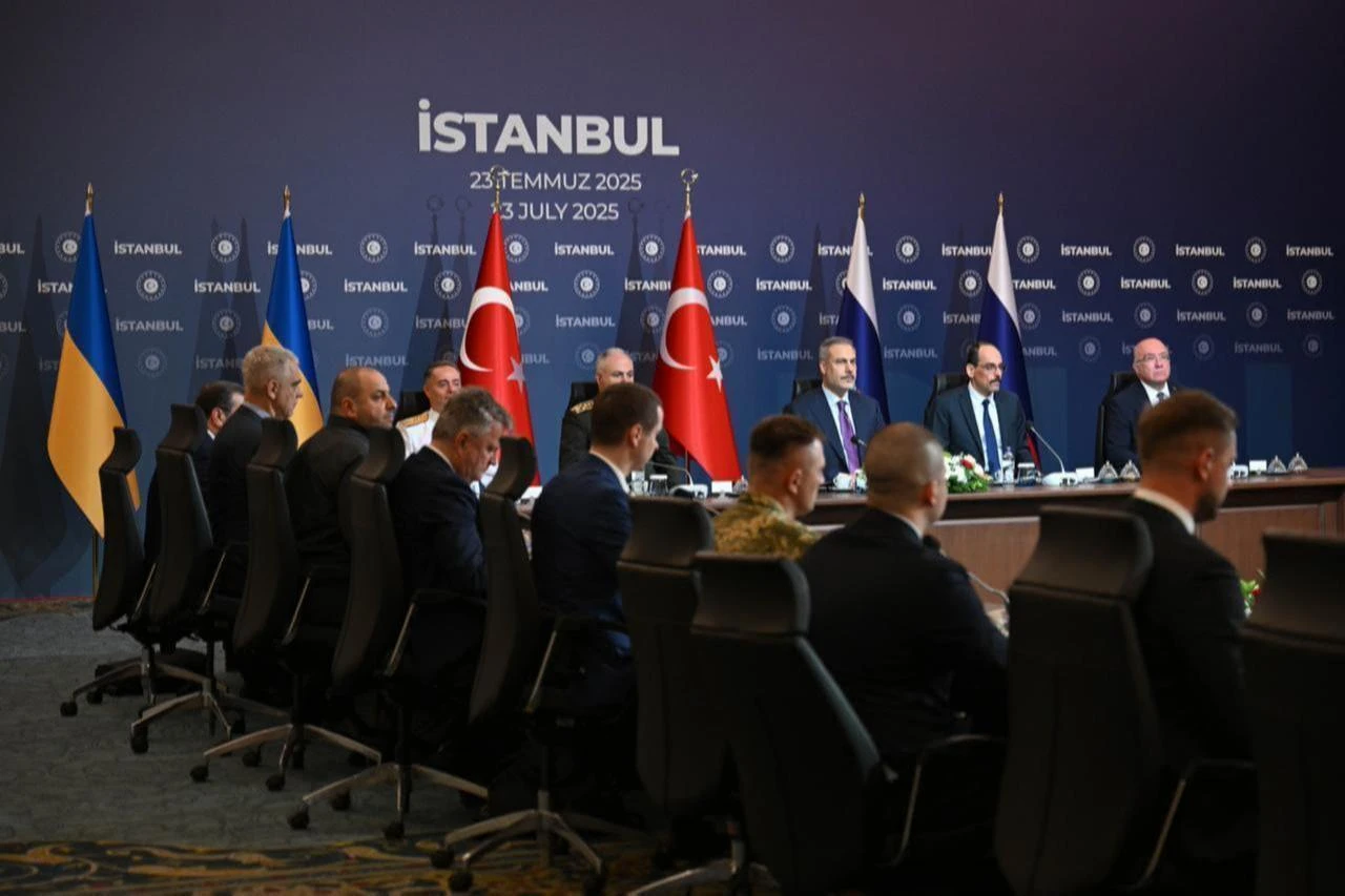 Foreign Minister Hakan Fidan (3rd R) chairs the third round of renewed Russia-Ukraine talks hosted by Turkiye, also attended by National Intelligence Organization (MIT) Chief Ibrahim Kalin (2nd R) and Chief of General Staff General Metin Gurak (4th R) at Ciragan Palace in Istanbul, Türkiye on July 23, 2025. (AA Photo)
