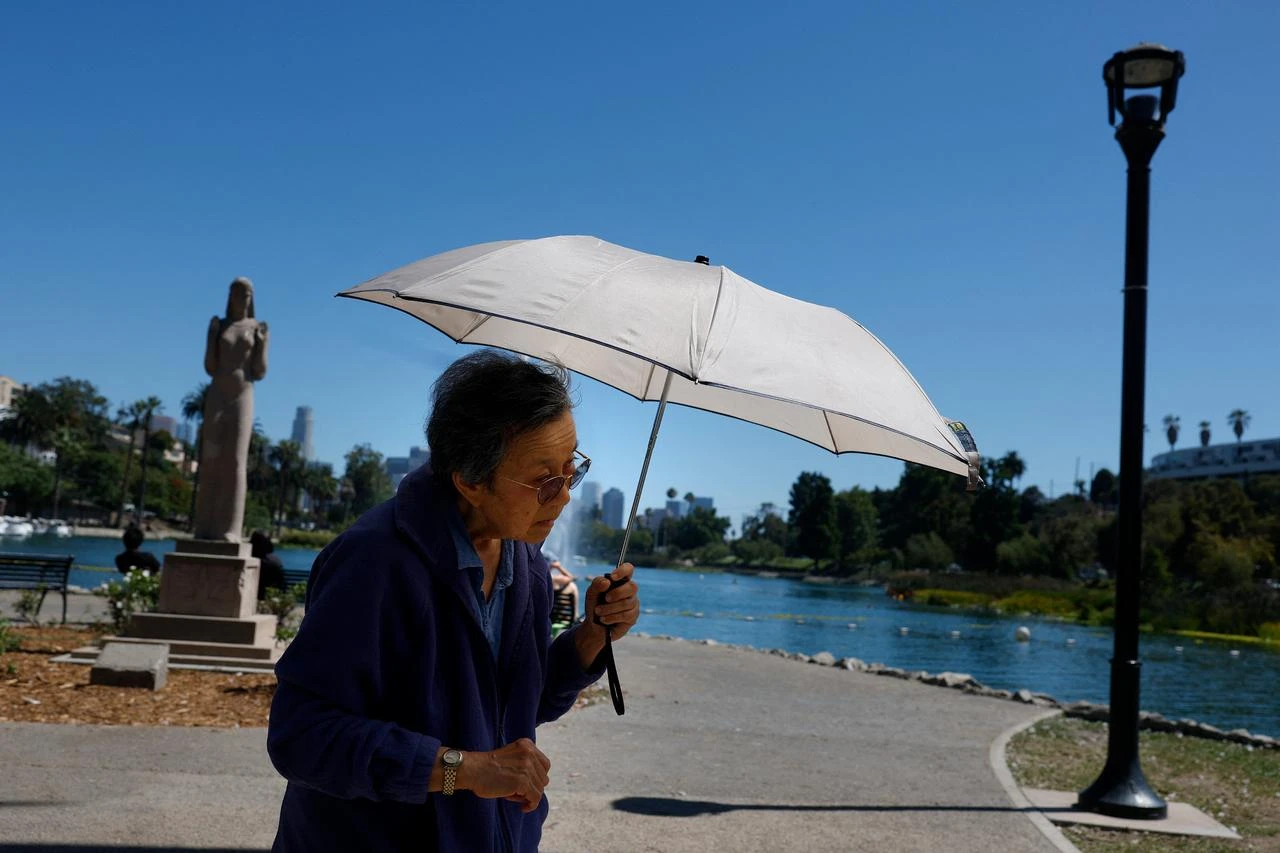 Belgium's heat wave death toll jumps to nearly 2,000