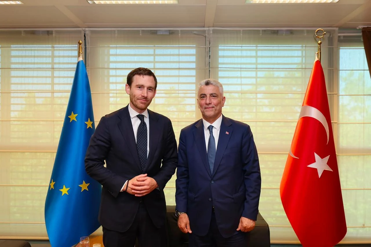 Turkish Trade Minister Omer Bolat (R) meets with European People's Party (EPP) shadow rapporteur for the EU's Industrial Acceleration Act (IAA) Dirk Gotink (L) during his official contacts at the European Parliament in Brussels, Belgium, July 16, 2026. (AA Photo)