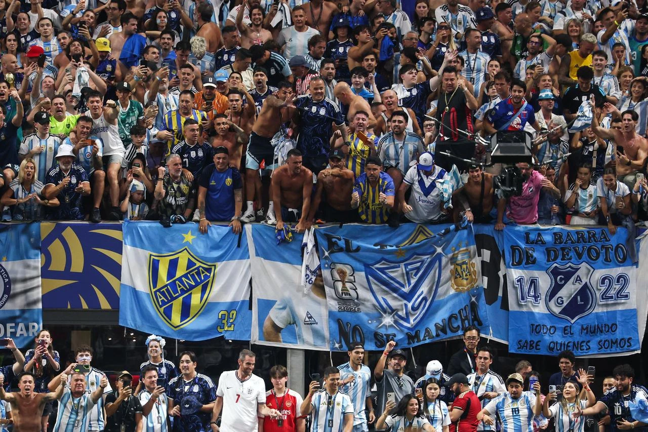 Argentina fans celebrate after winning the 2026 World Cup football tournament semi-final match between England and Argentina at the Atlanta Stadium in Atlanta, U.S., July 15, 2026.  (AFP Photo)