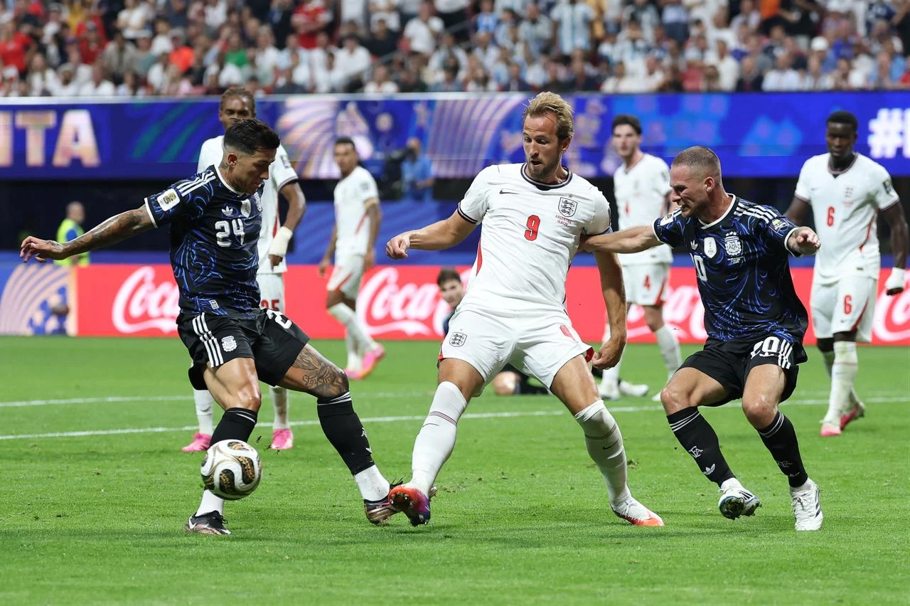 #24 Enzo Fernandez, #09 Harry Kane and #20 Alexis Mac Allister during the 2026 World Cup football tournament semi-final match in Atlanta, US, July 15, 2026. (AFP Photo)