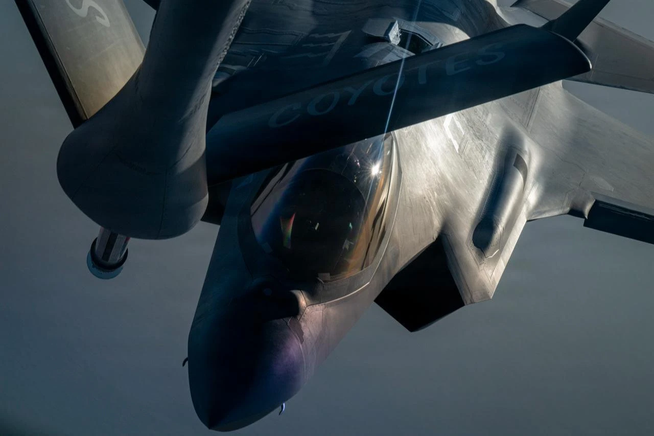 A U.S. Air Force F-35A Lightning II aircraft approaches a U.S. Air Force KC-135 Stratotanker aircraft to refuel in the U.S. Central Command area of responsibility June 22, 2026. (Photo via U.S. Air Force)