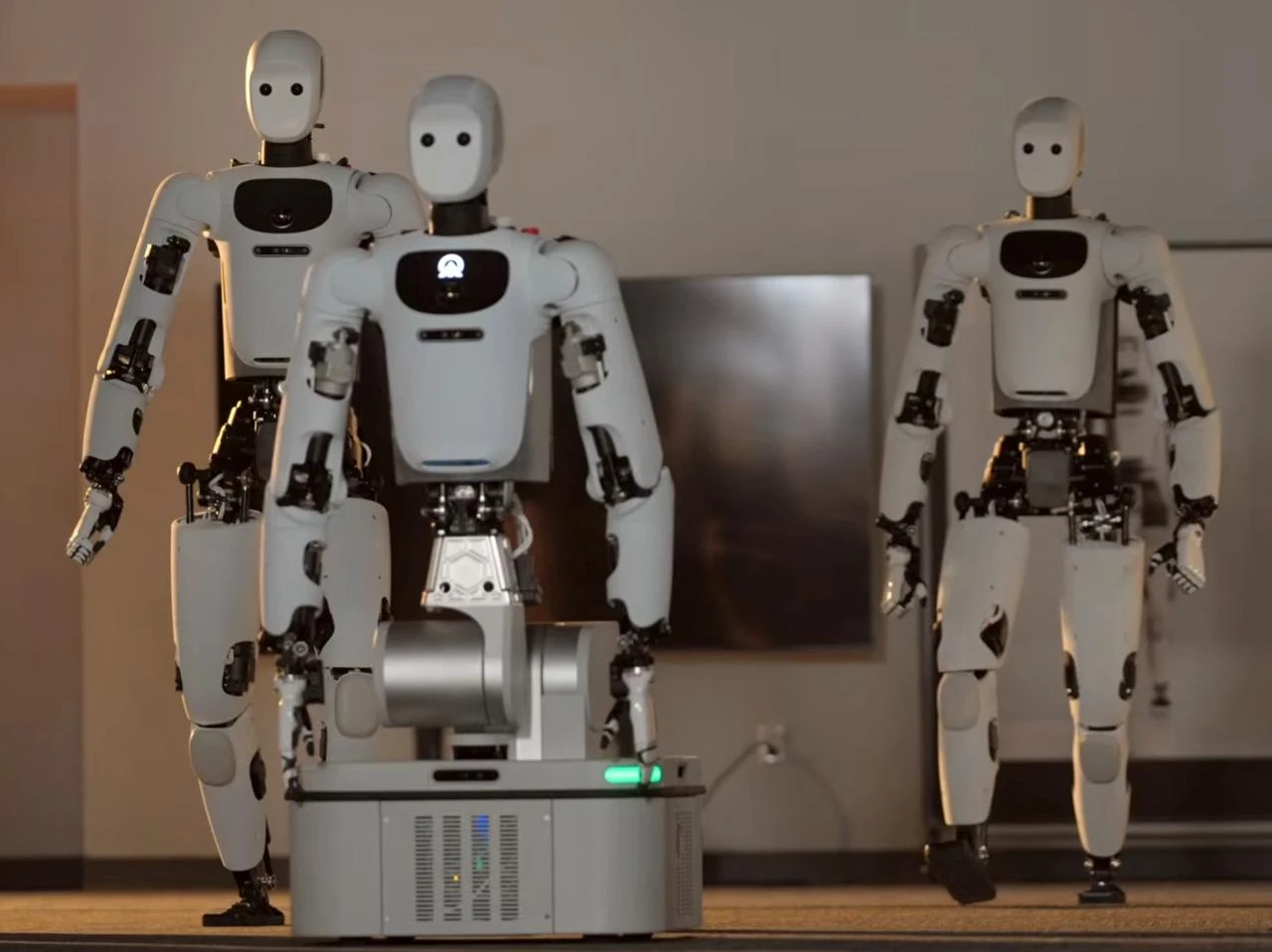Three Apollo 2 humanoid robots are shown during training at Apptronik’s Robot Park in Texas, U.S., July 18, 2026. (AA Photo)