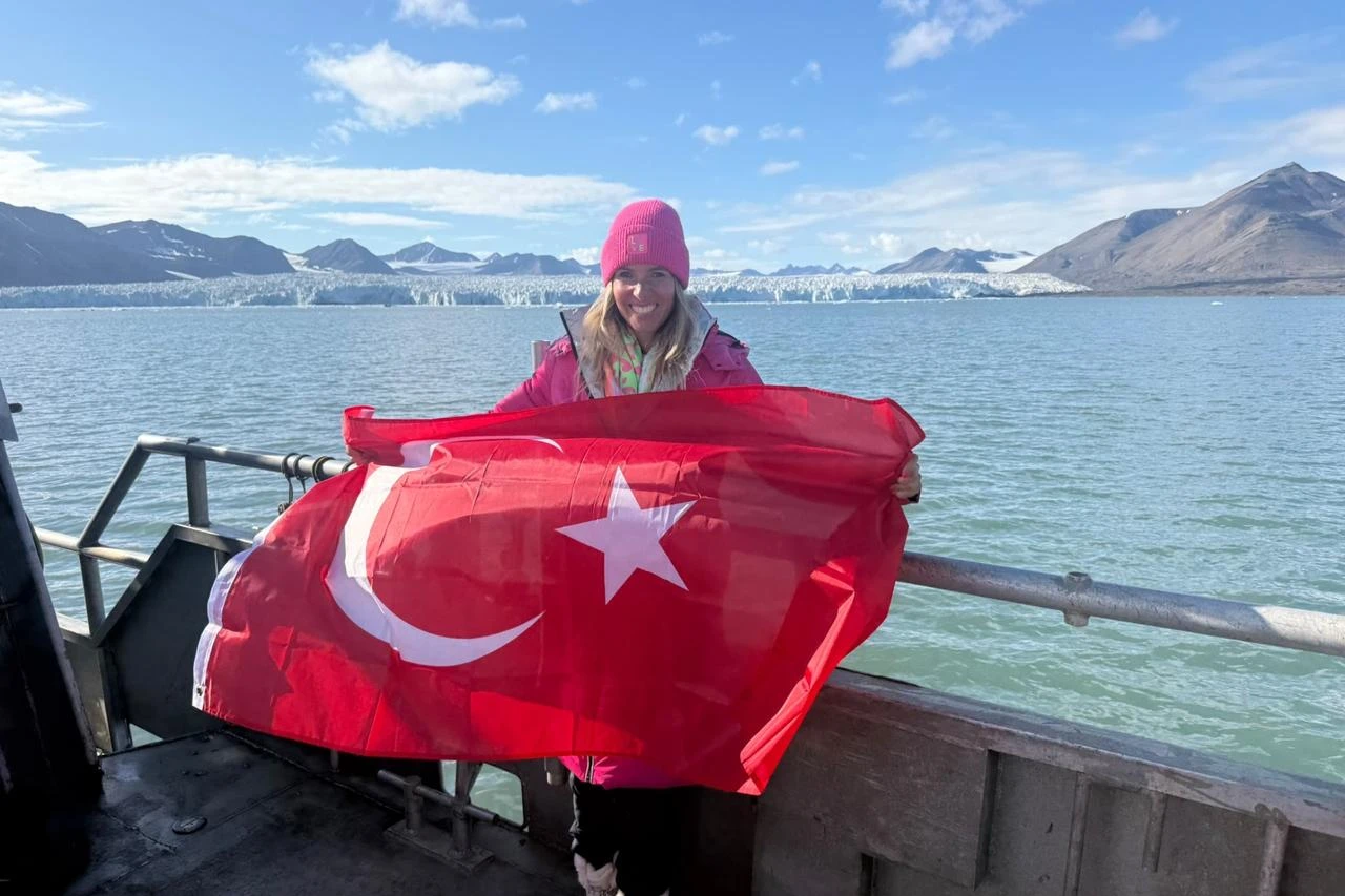Turkish swimmer becomes first Turk to swim in Arctic waters
