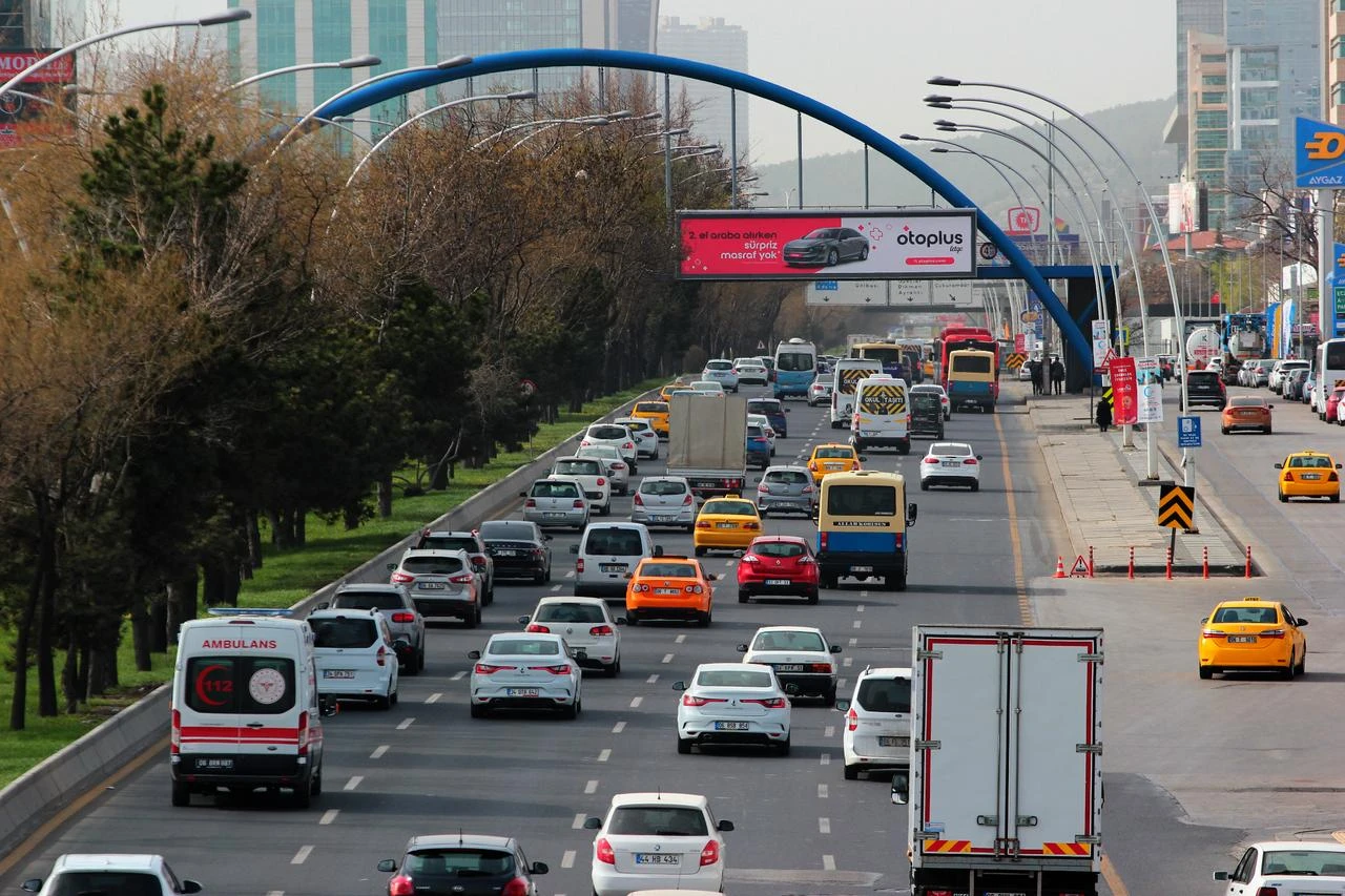 Ankara bans heavy vehicles, couriers, scooters in city ahead of NATO summit