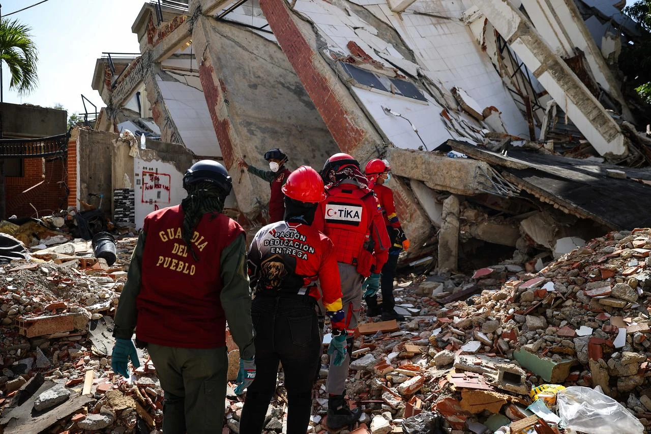 The K9 (Canine) Training and Disaster Response Unit, equipped by Turkiye, continues to assist with search and rescue efforts following the recent earthquakes in Venezuela, July 1, 2026. (AA Photo)