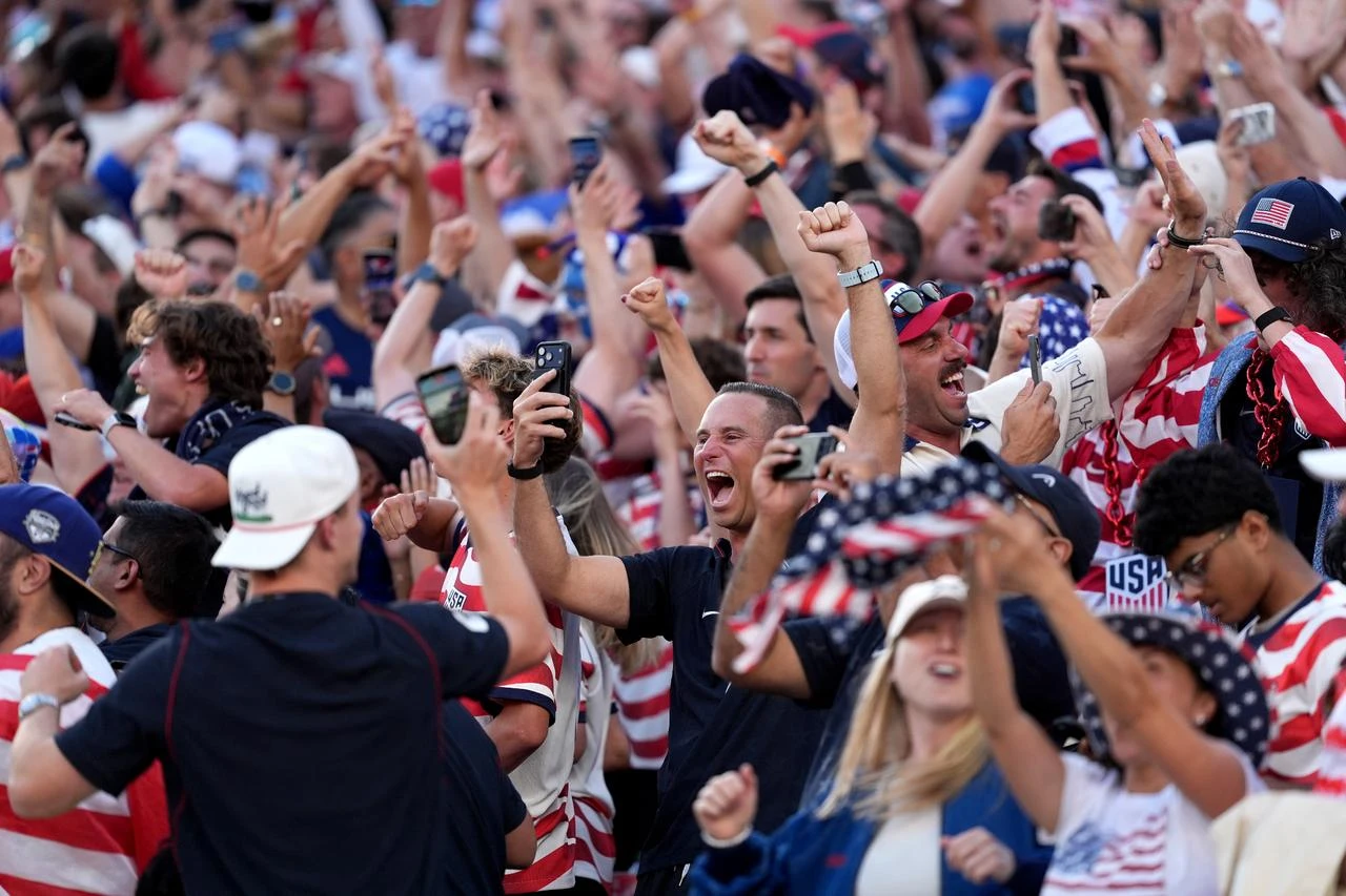 US blanks Bosnia 2-0, sets up last-16 clash with Belgium