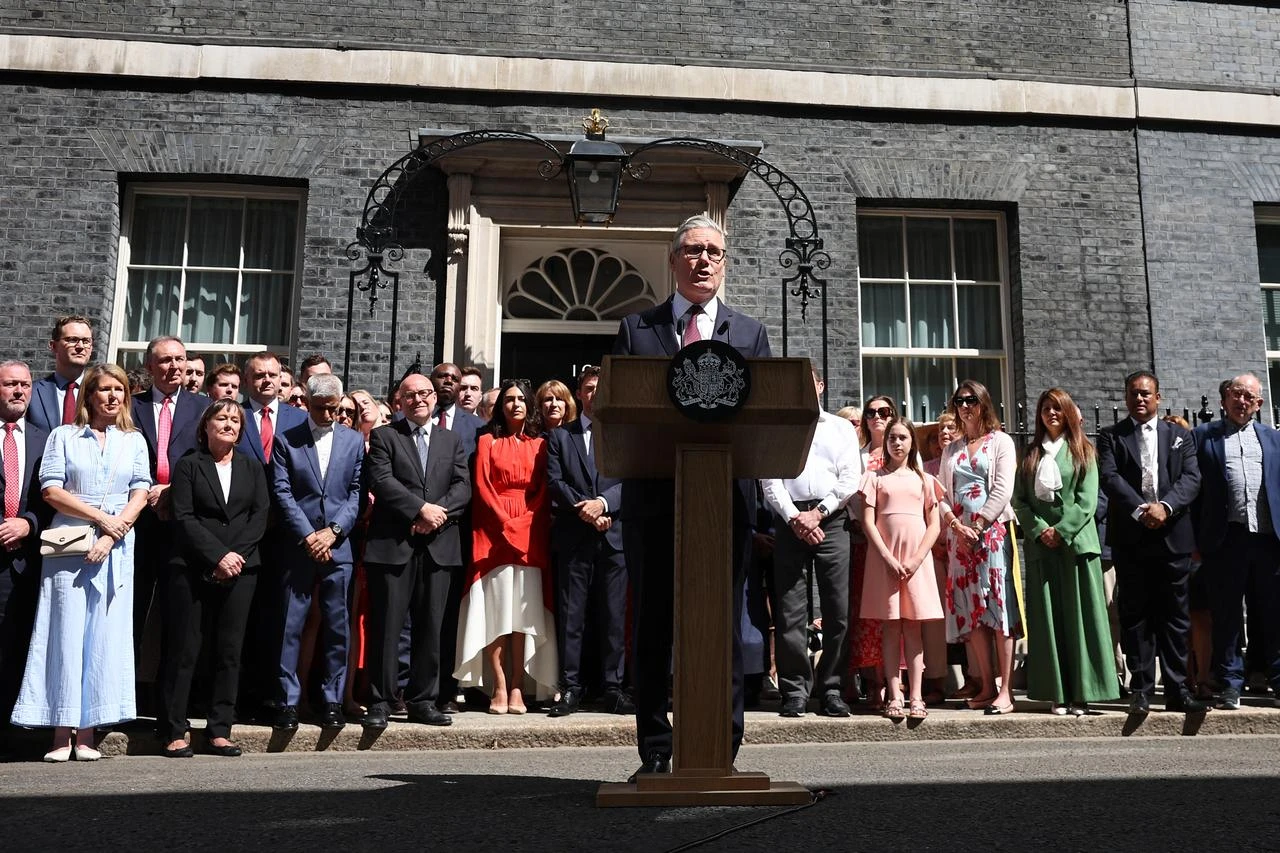 Britain's outgoing prime minister Keir Starmer makes a statement in front of 10 Downing Street in central London on July 20, 2026, before formally tendering his resignation to the king. (AFP Photo)